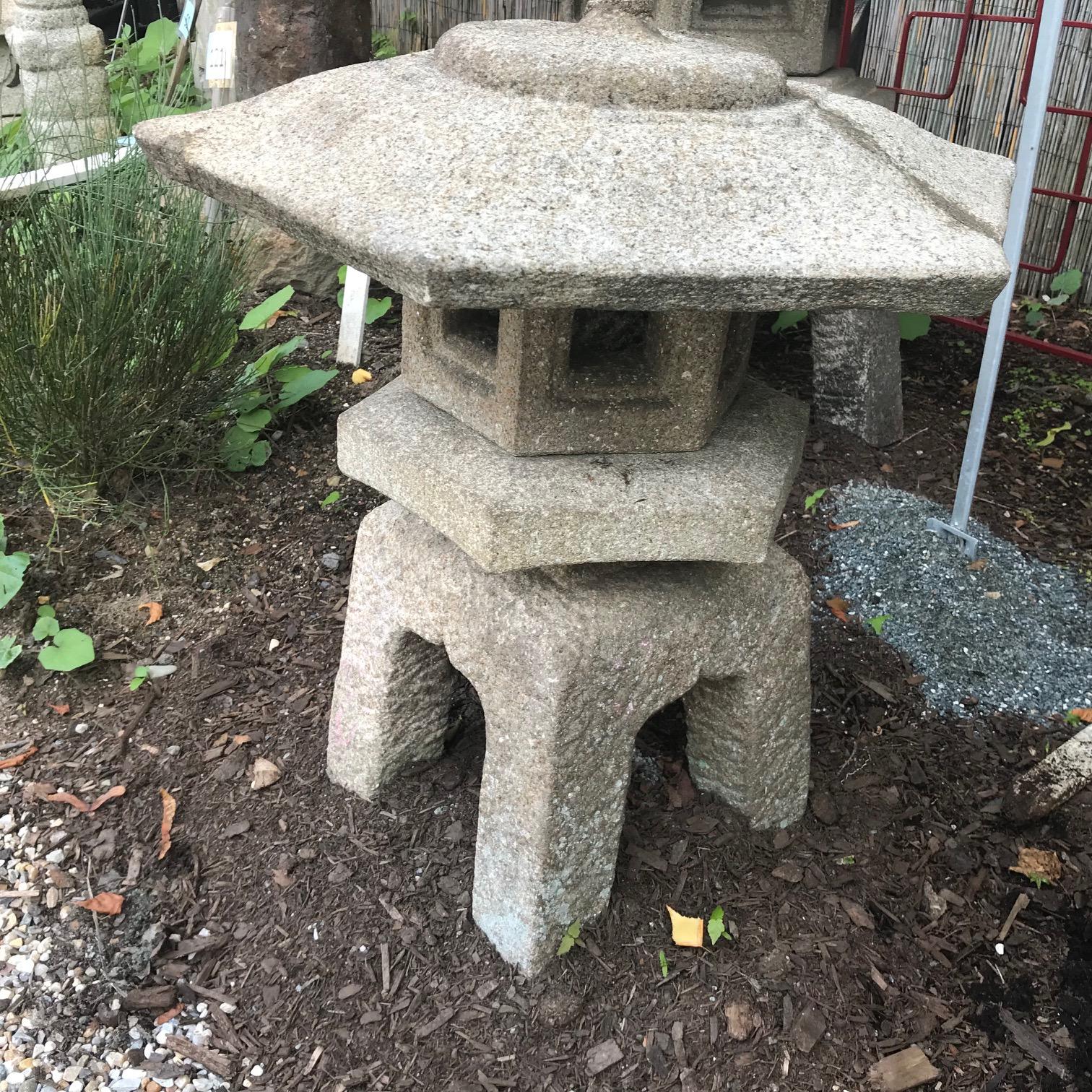 Japan Antique Stone Lantern, Classic Water Viewing or Snow Lantern 1