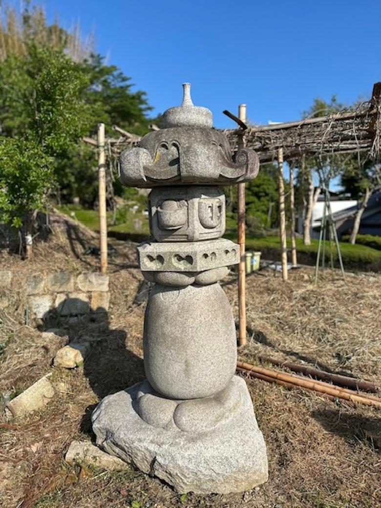 Meiji Japan Antique Stone Tea Garden Lantern, Stunning Design For Sale