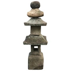 Japan Antike große Stein Dreidach Pagode Laterne