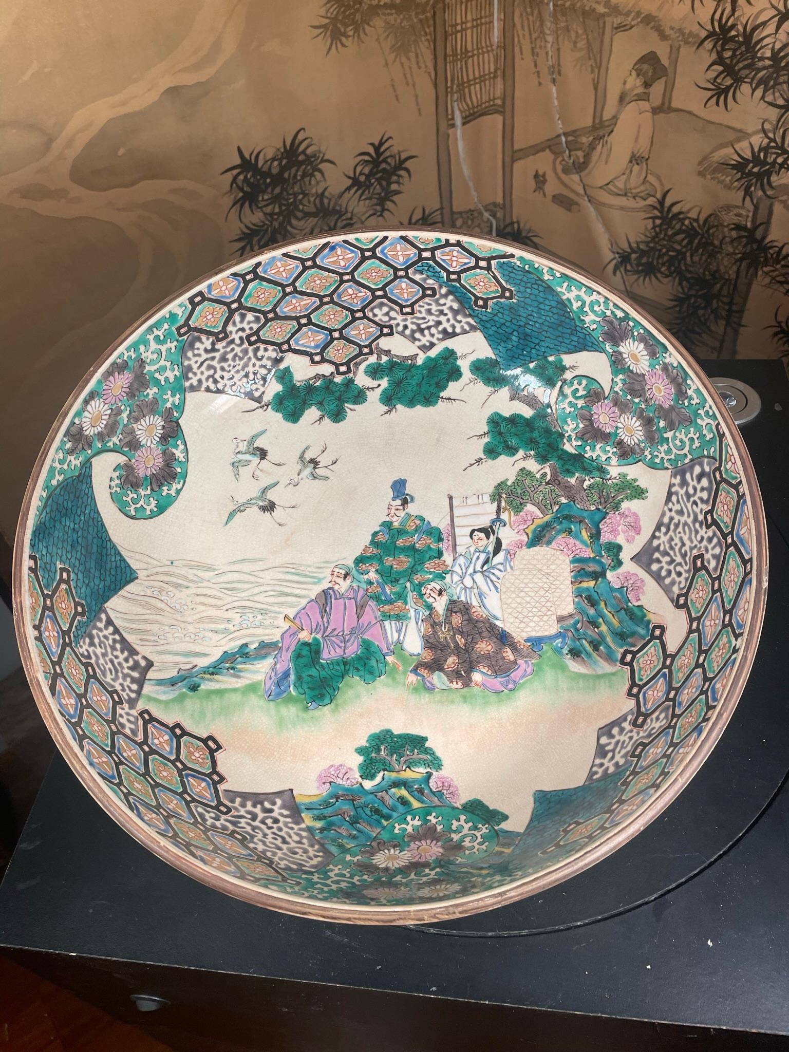 Japanese Japan Beautiful Big Antique Hand Painted Kutani Garden Bowl, 1910 For Sale