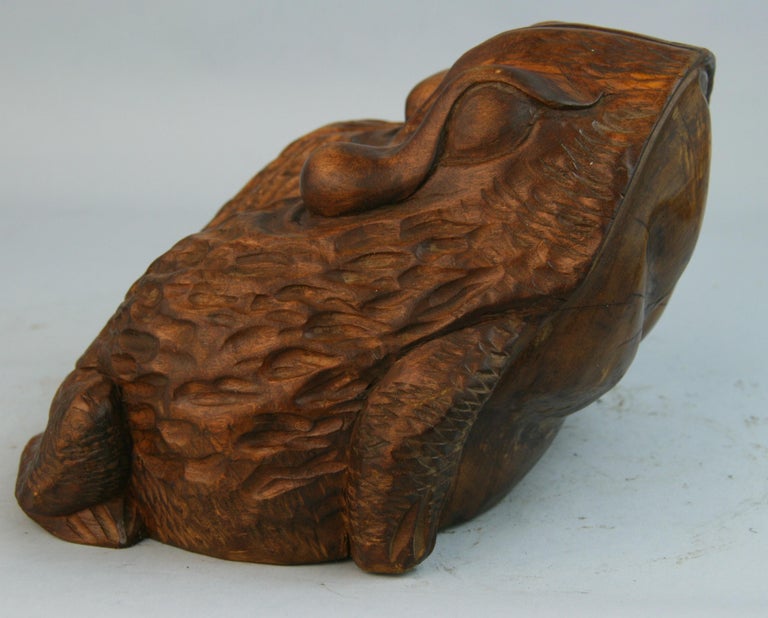 Japan Big Antique Hand Carved Wood Frog Toad Kaeru In Good Condition For Sale In Douglas Manor, NY