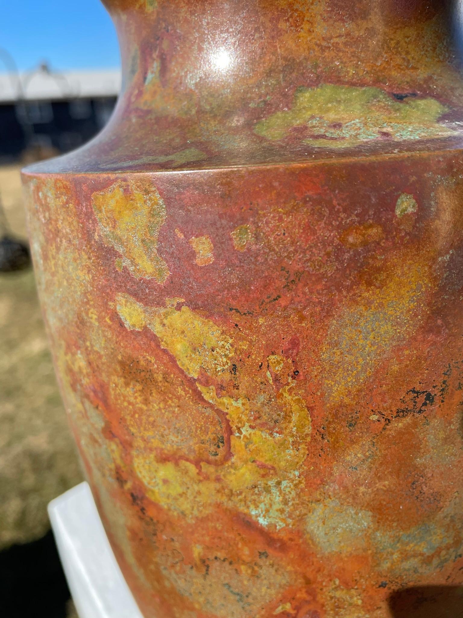 Japan Big Brilliant Color Red Bronze Vase Signed Hasegawa In Good Condition For Sale In South Burlington, VT