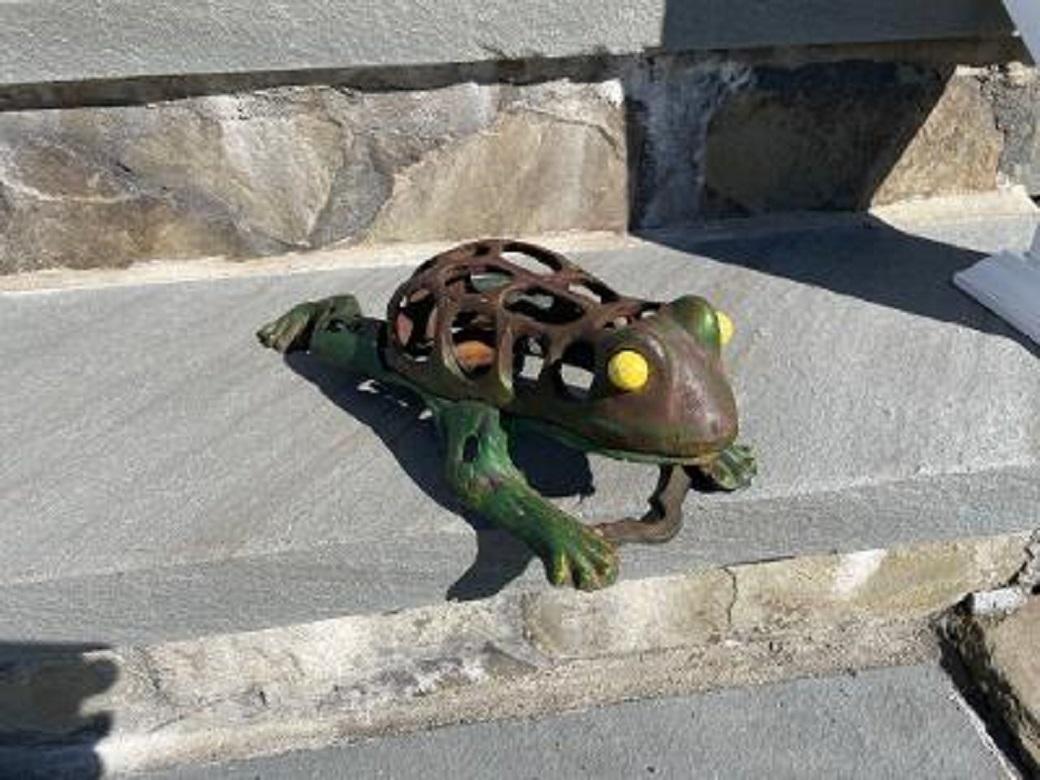 Japan Big Hand Painted Leaping Frog Lighting Lantern For Sale 7