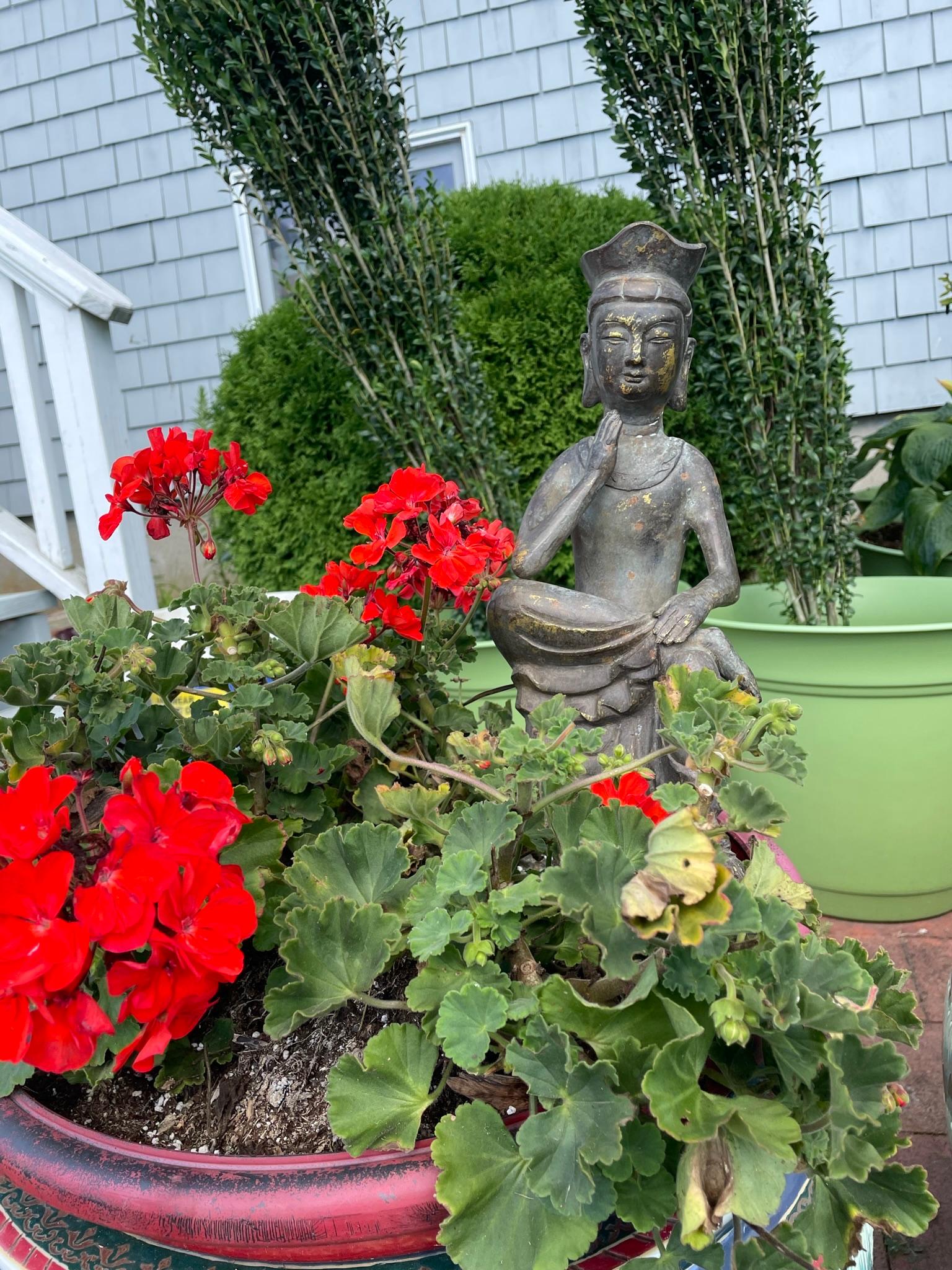 Japanese Japan Bronze Seated Garden Guan Yin with Beautiful Face