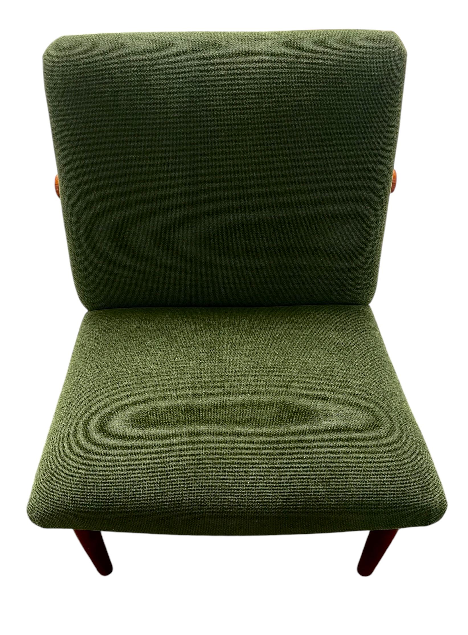 Japan Chair by Finn Juhl for France & Daverkosen 1950's For Sale 2
