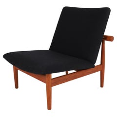'Japan Chair' by Finn Juhl
