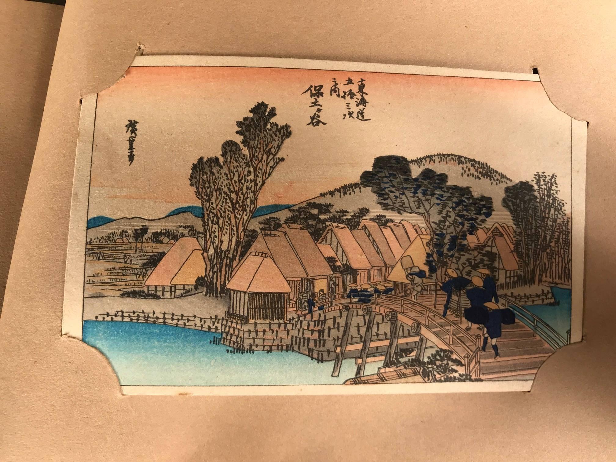 Japon Album complet de 55 cartes postales anciennes en bois Ukiyoe Tokaido Route 1