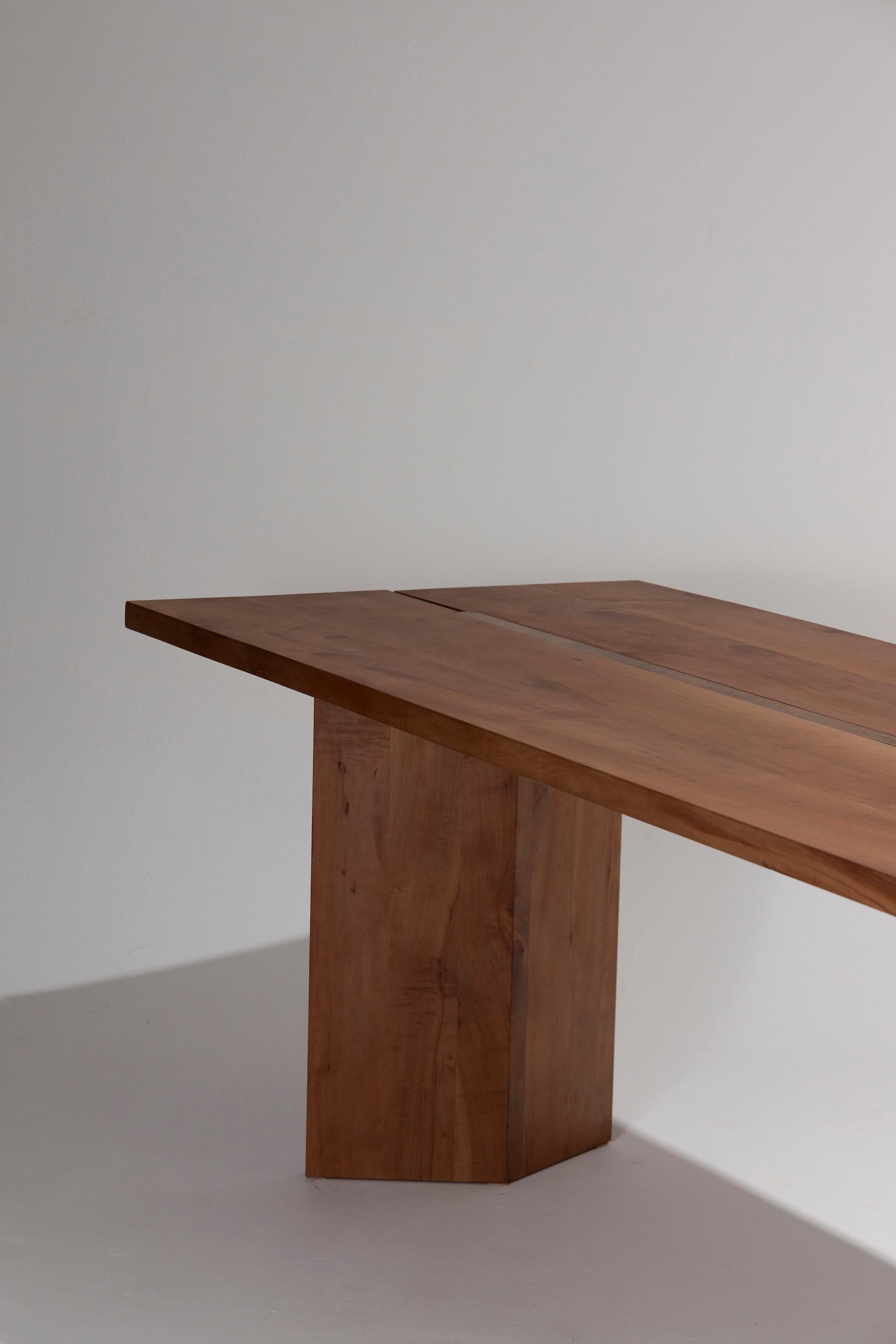 “Japan” dining table In New Condition In PARIS, FR