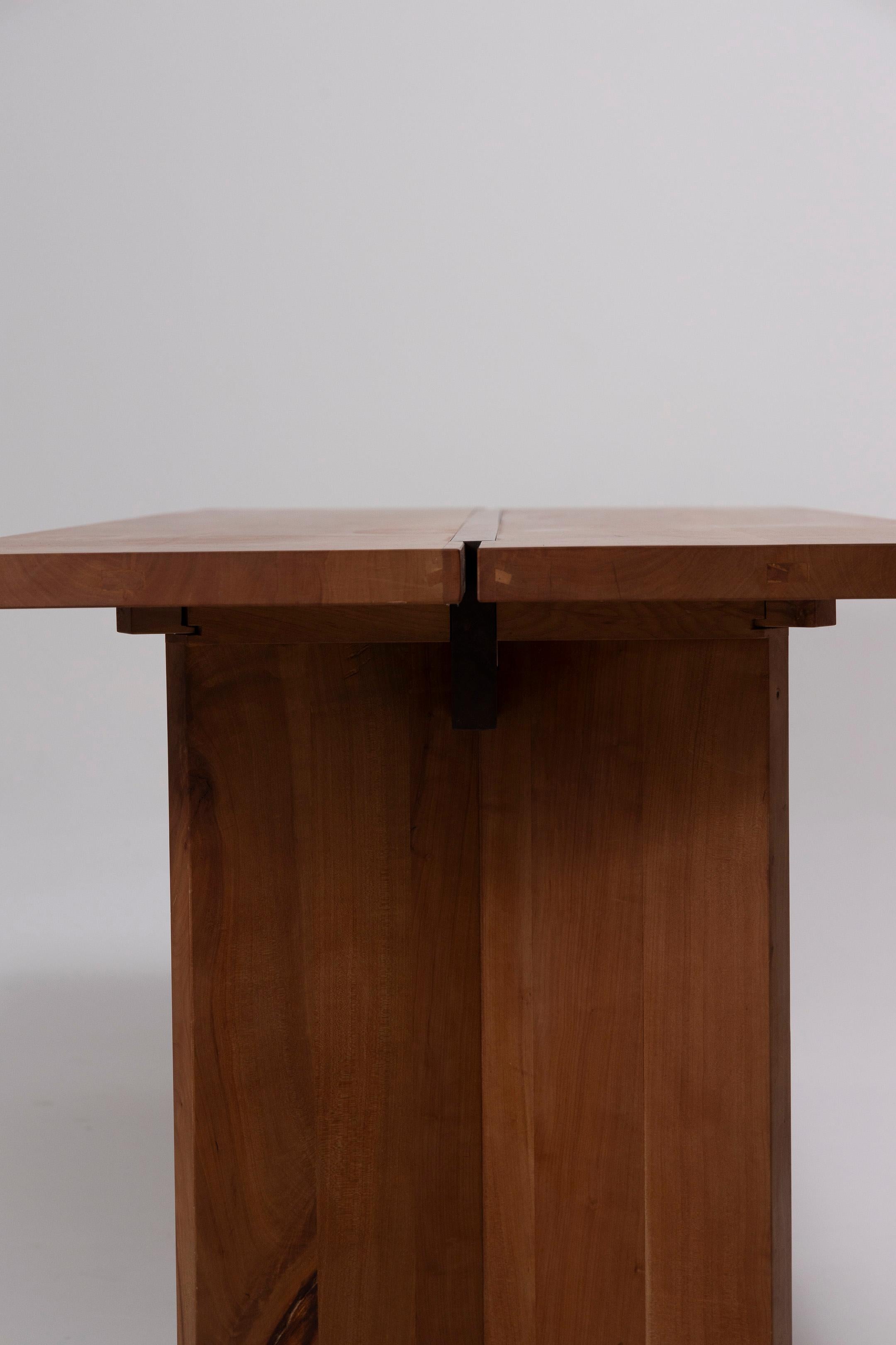 Bois Table à manger japonaise en vente