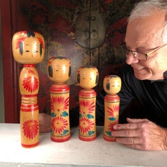Japanische große alte japanische berühmte Kokeshi-Puppen der japanischen Familie, handbemalt, signiert