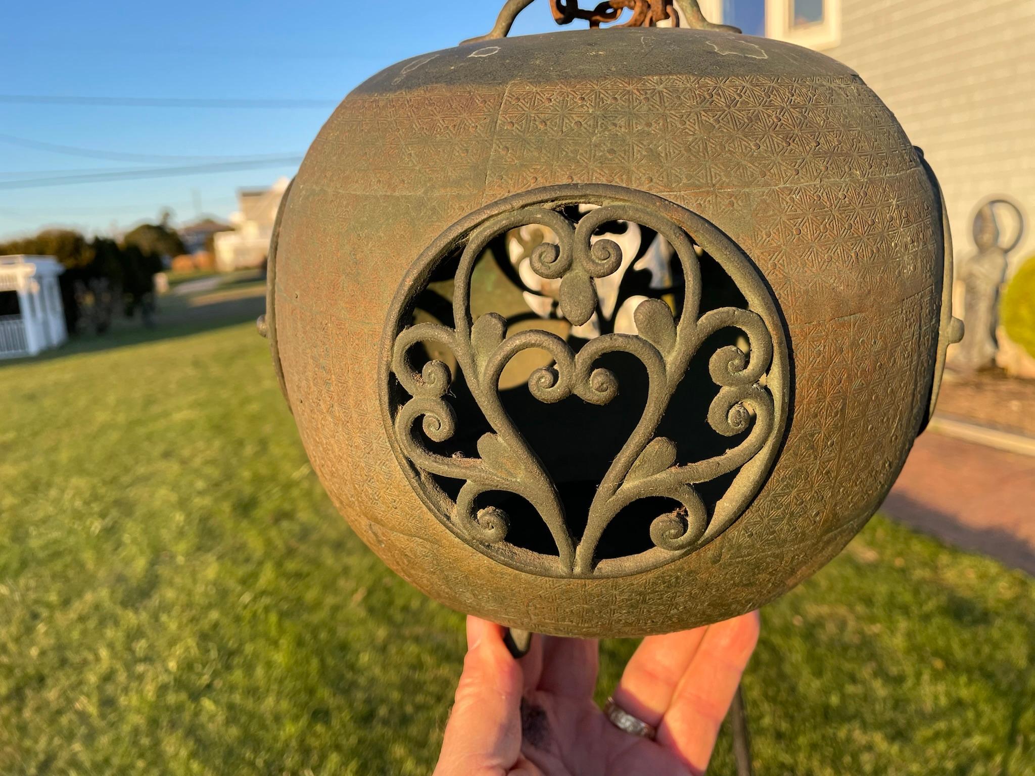 Japan Fine Antique Bronze Fern work Garden Lighting  Lantern 3