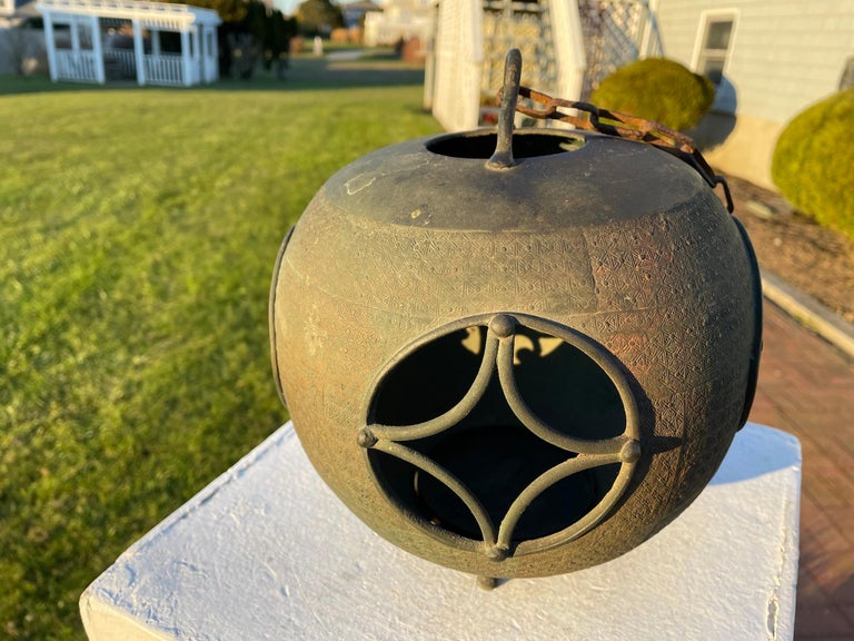 20th Century Japan Fine Antique Bronze Garden Lighting  Lantern For Sale