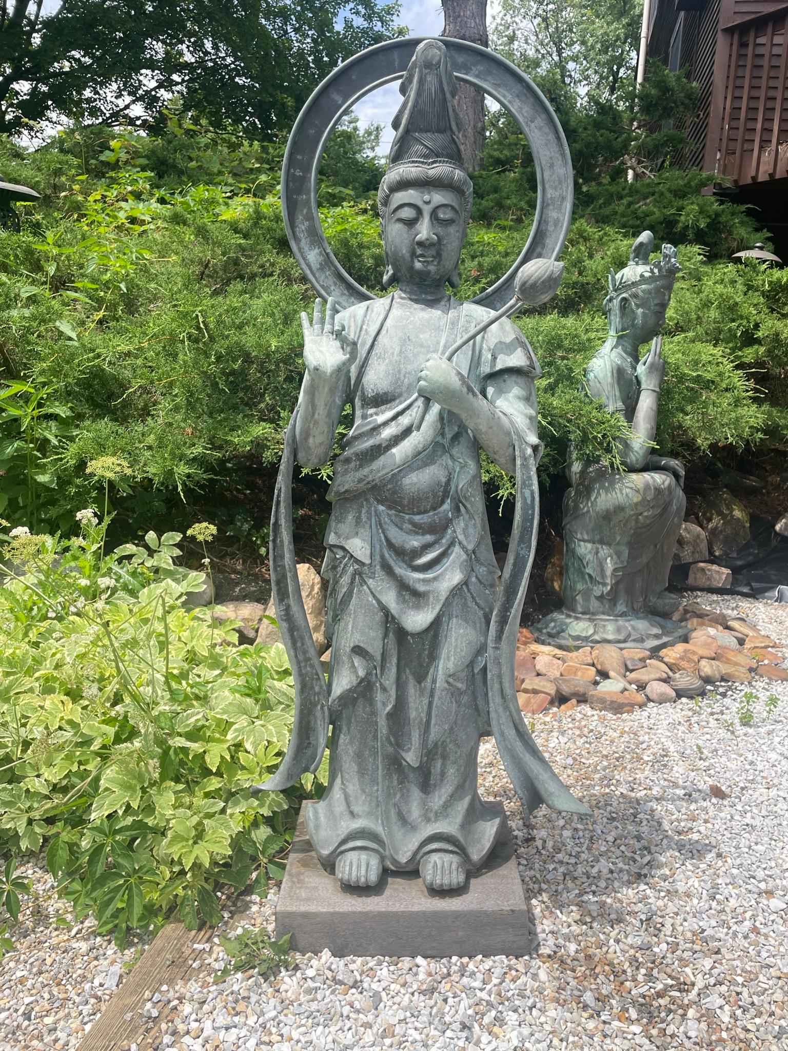 Taisho Guan Yin de compassion en bronze ancien du Japon 