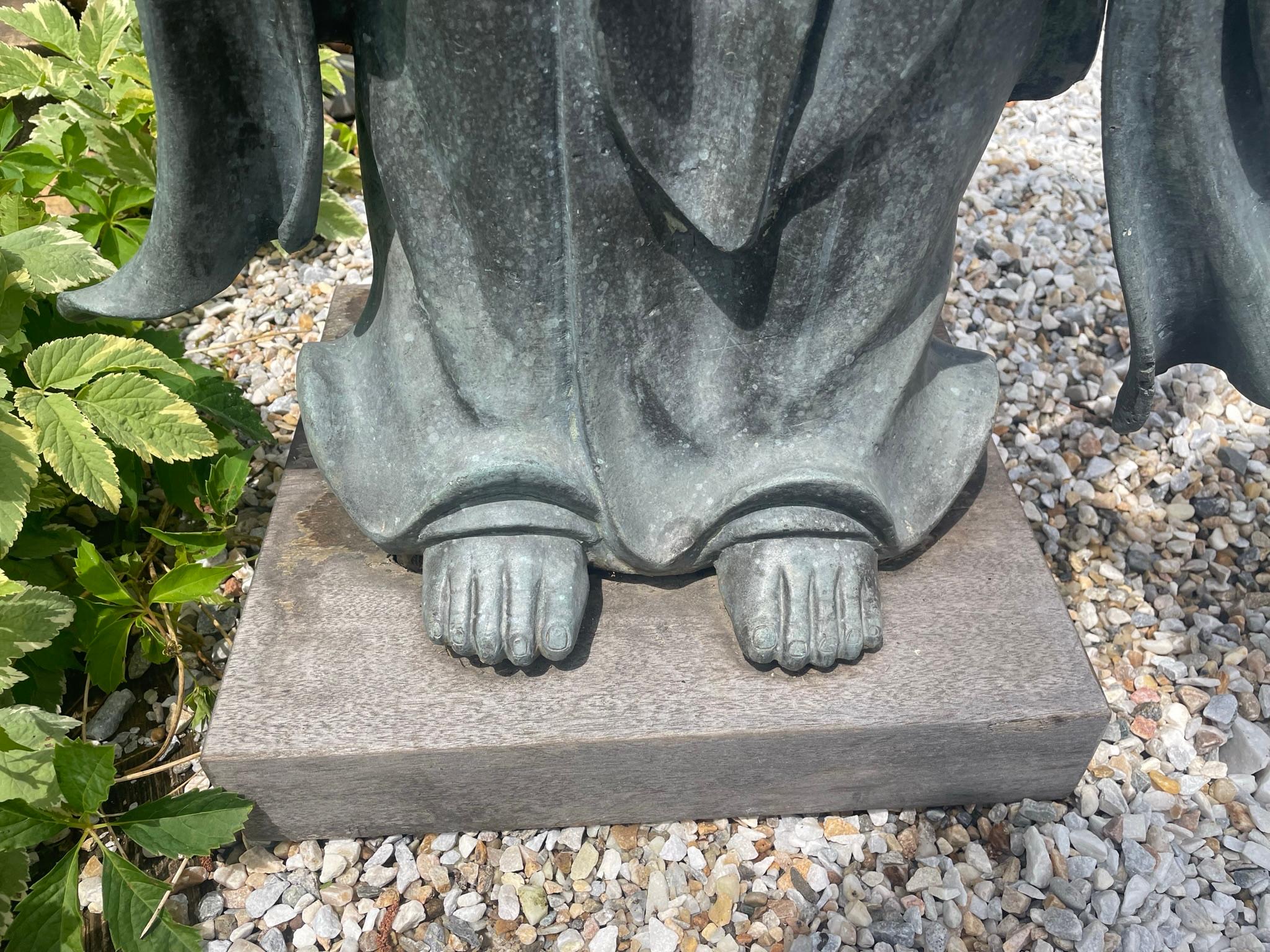 Guan Yin de compassion en bronze ancien du Japon  2