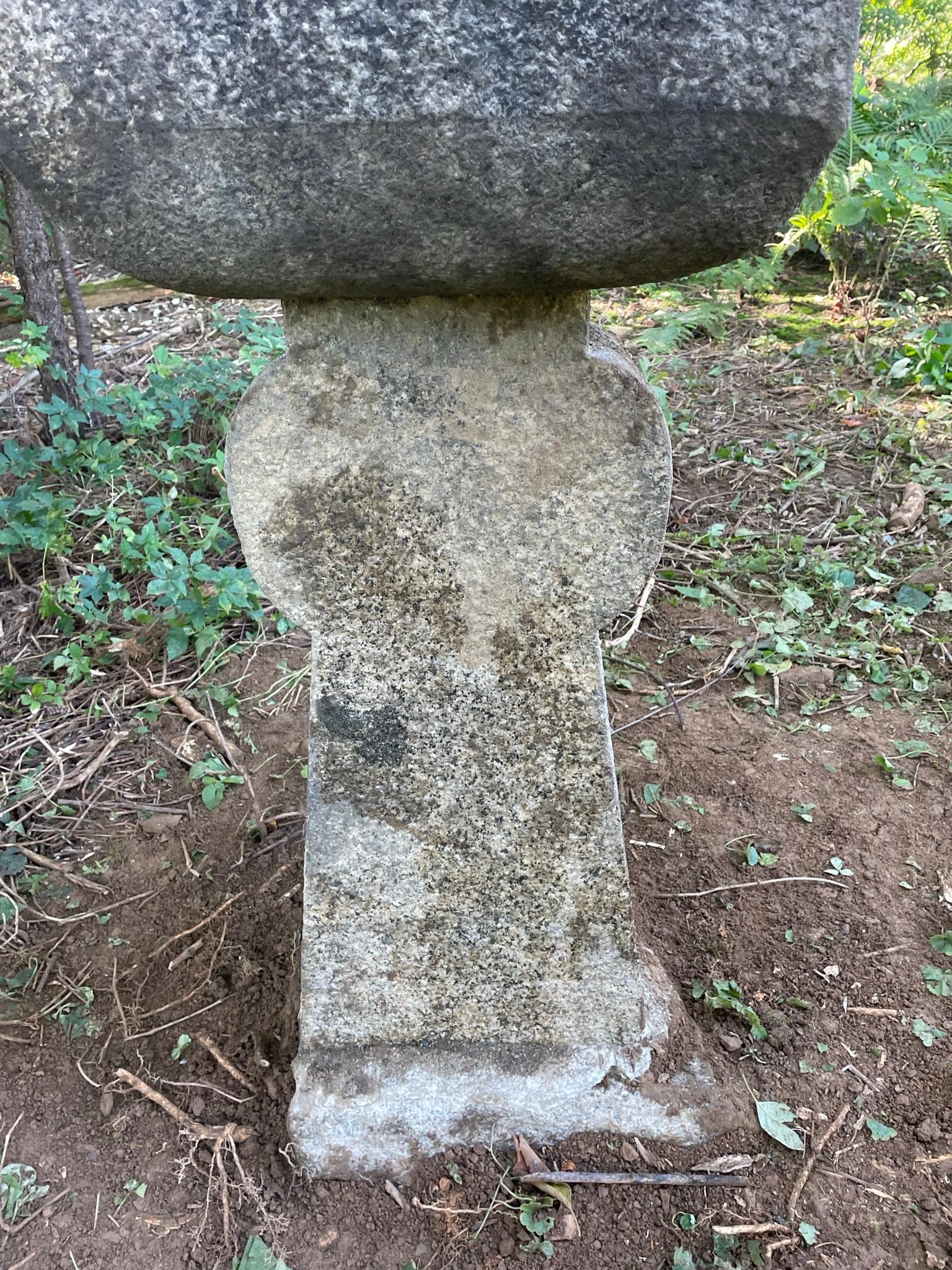 Japan Feine antike Oribe Granit-Teelaterne, Teemeister-Laterne, handgeschnitzt, 19. Jahrhundert 1