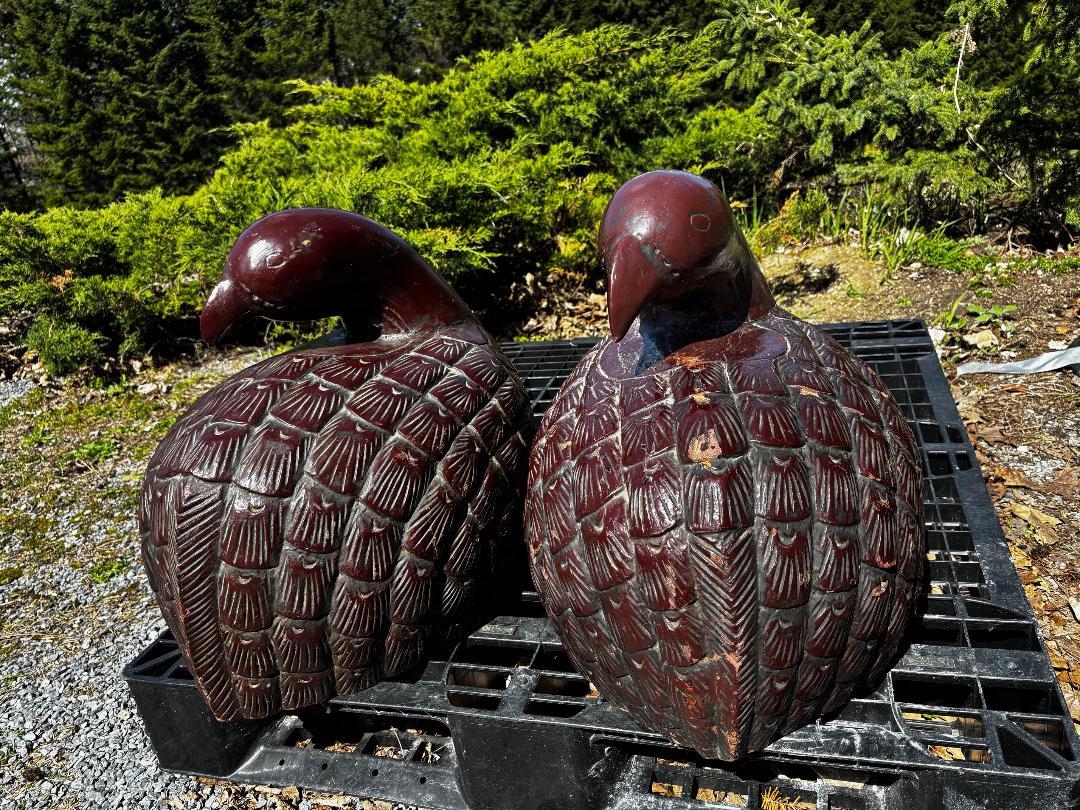 Japan Huge Antique Pair Quail Sculptures Hand-Carved Red Lacquered For Sale 5