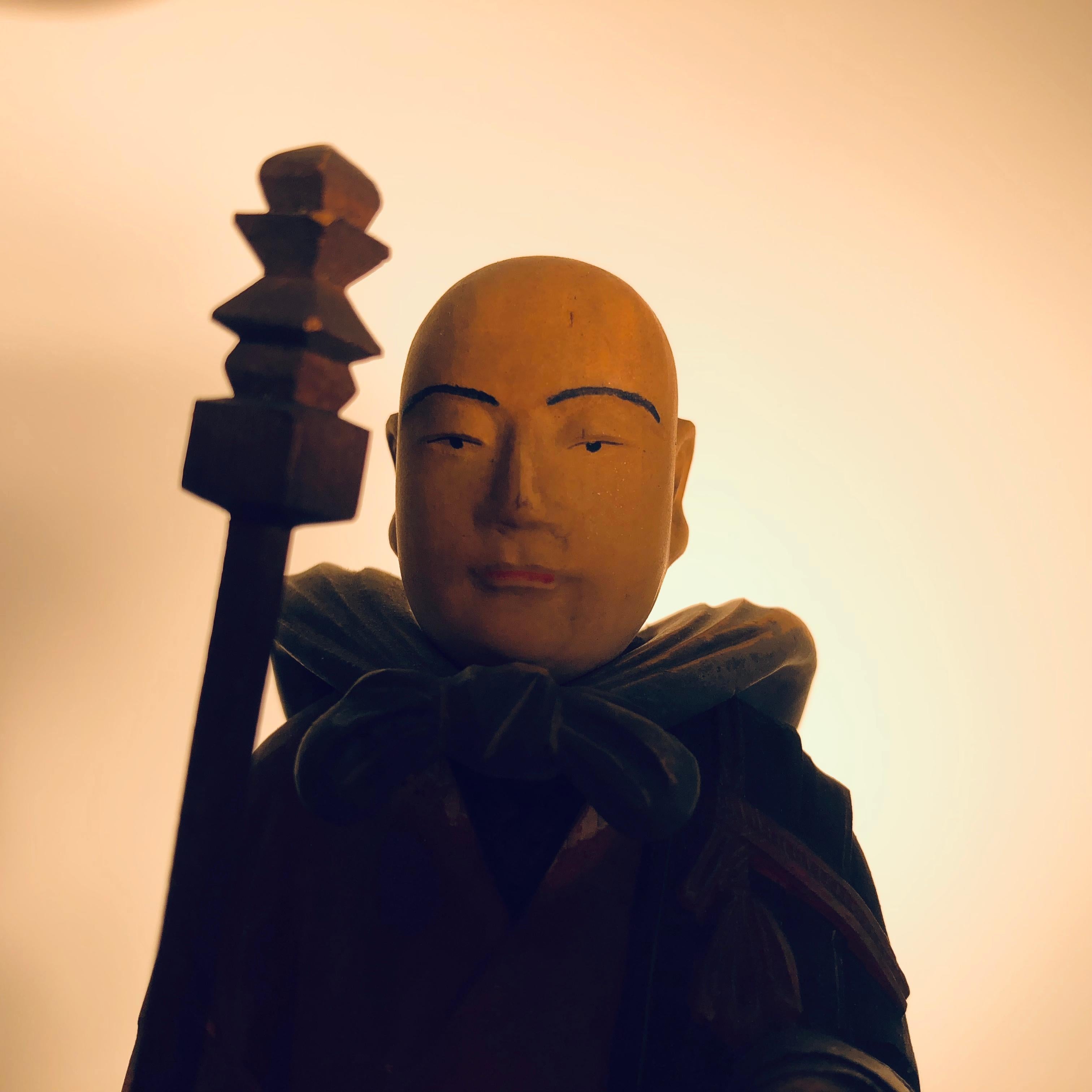 Japan Feine alte buddhistische Figur in originaler Gold- und Schwarzlackbox ::Zushi 3