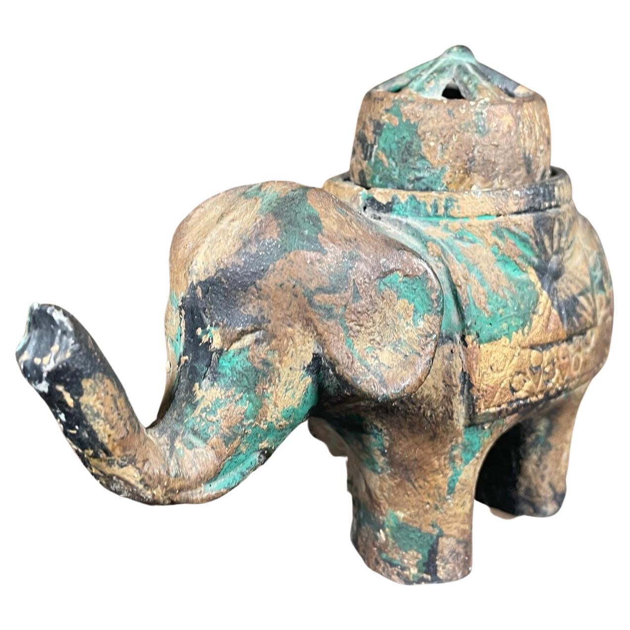 Encensoir éléphant de la bonne chance en or doré du Japon en vente