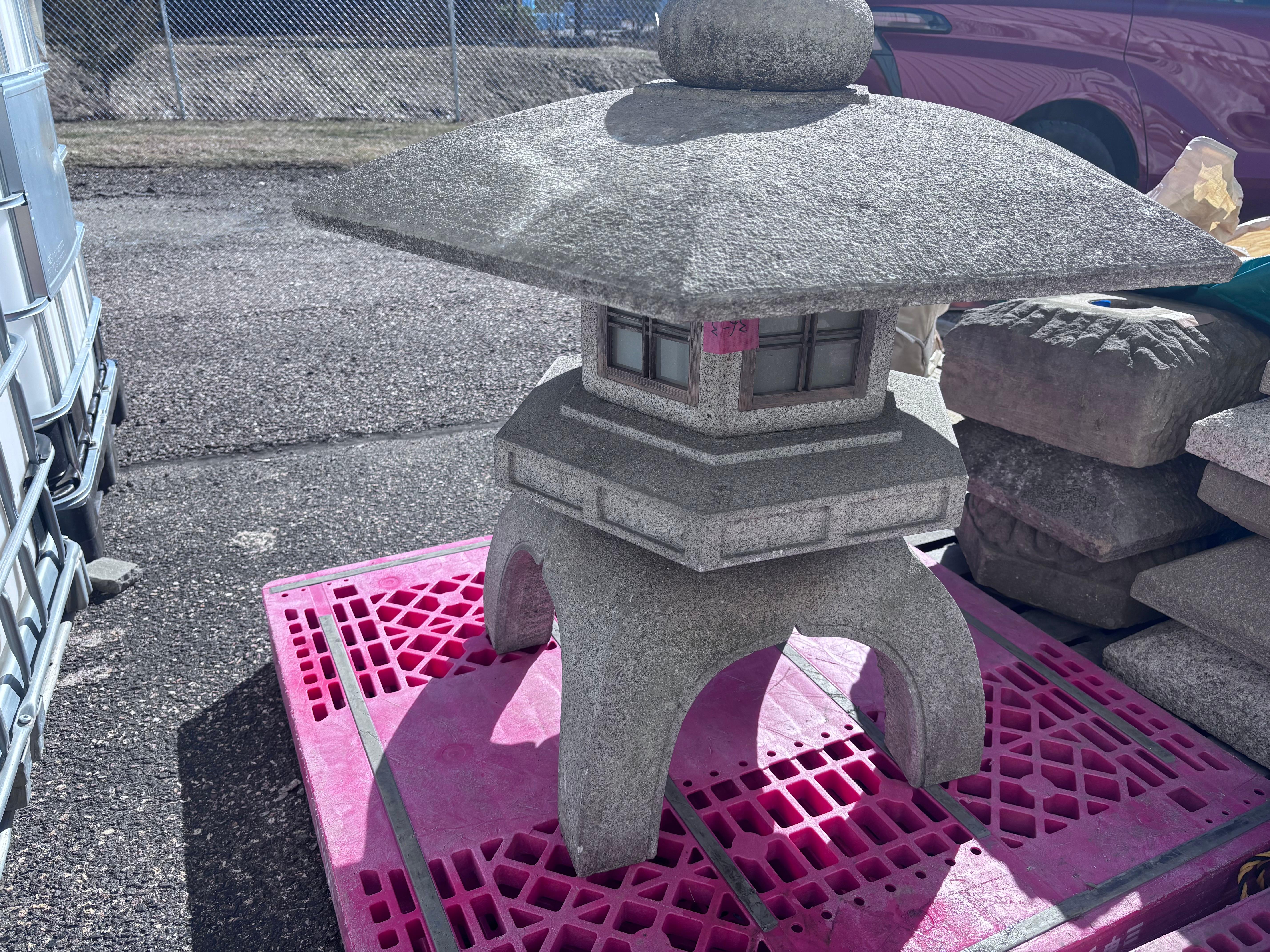 Japan Huge Old Stone Yukimi Lantern with Beautiful Details, 38 Inches In Good Condition For Sale In South Burlington, VT