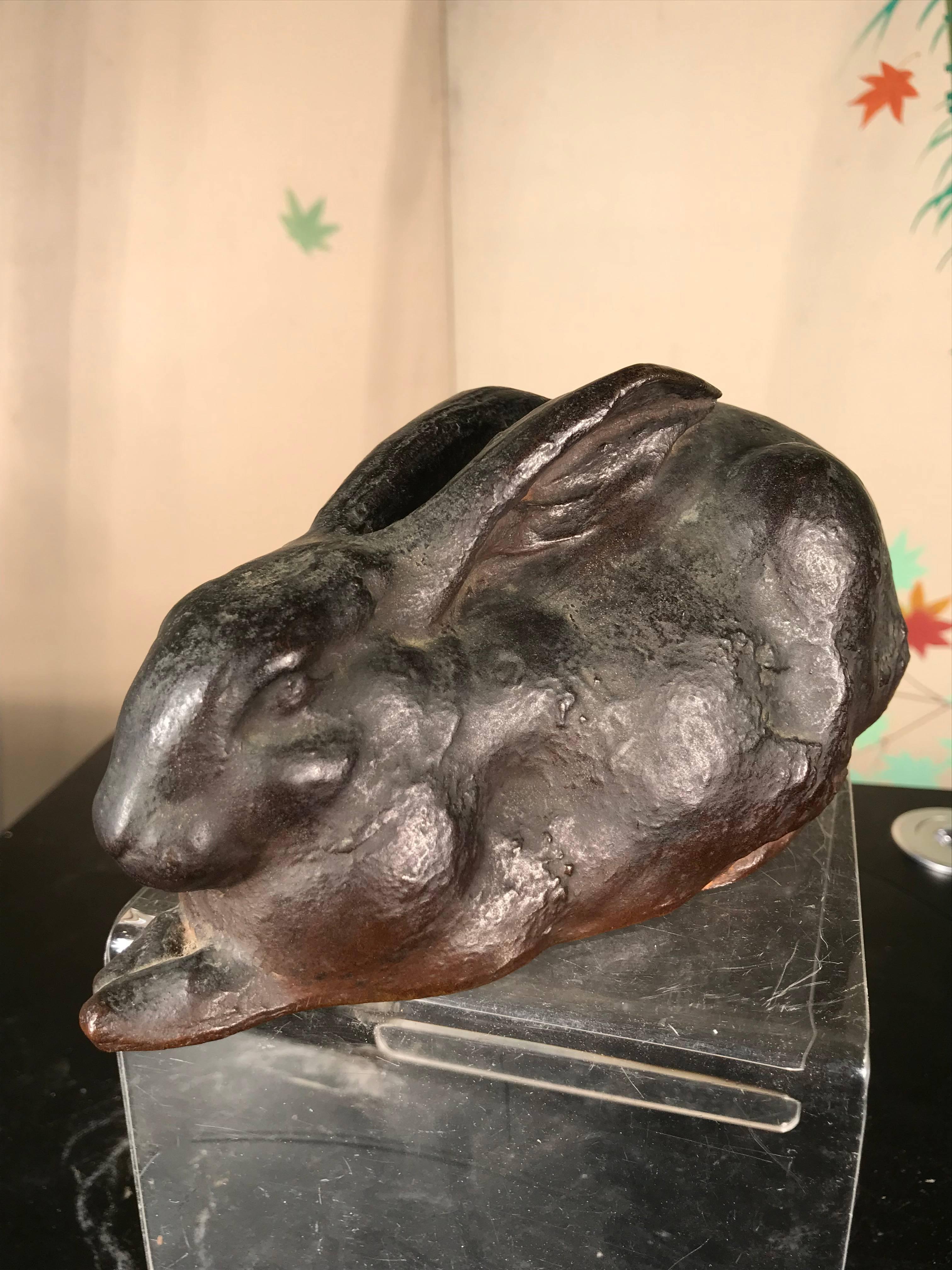 Japon Important lapin accroupi Usagi en bronze ancien signé Meiji:: 19ème siècle 6