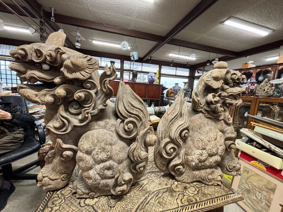 Japanese Japan Important Large Pair Early Shinto Temple Lions Hand-Carved, 18th Century For Sale