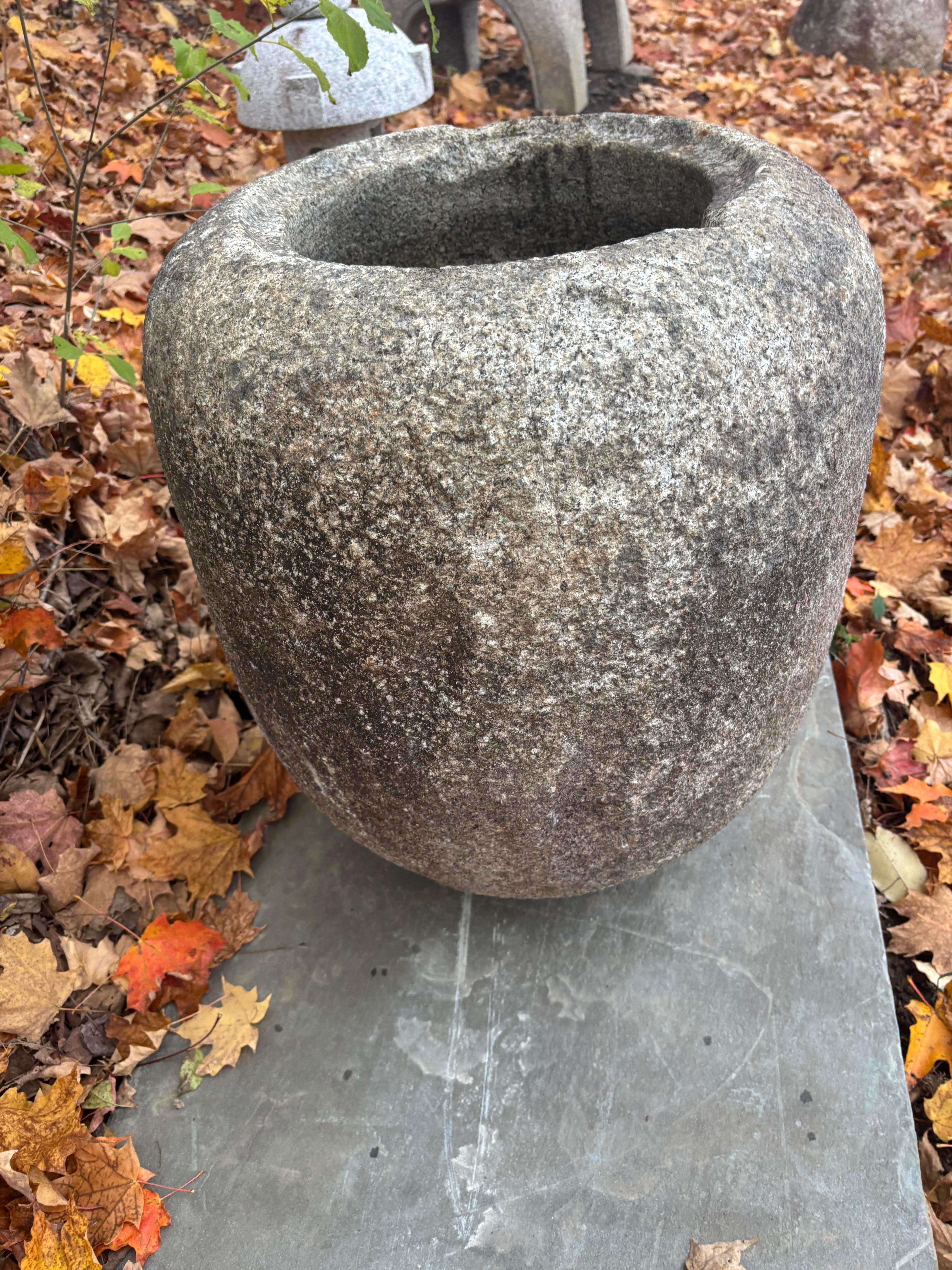 Japanese Large Antique Hand-Carved Tsukubai Water Basin Natsume, 19thc In Good Condition For Sale In South Burlington, VT