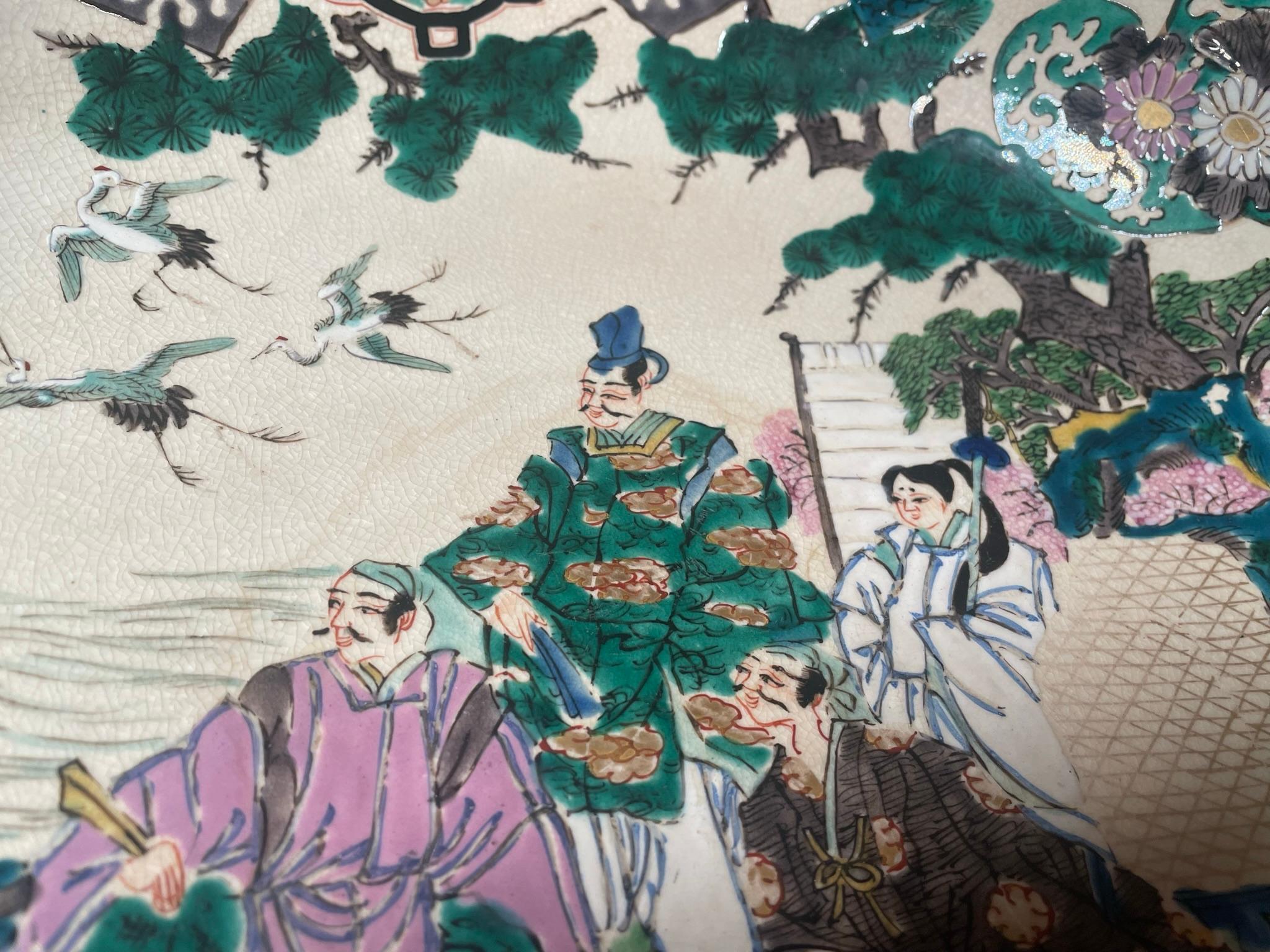 Große antike handbemalte Kutani-Gartenschale aus Japan, 12 Zoll, Brillantfarben (20. Jahrhundert) im Angebot