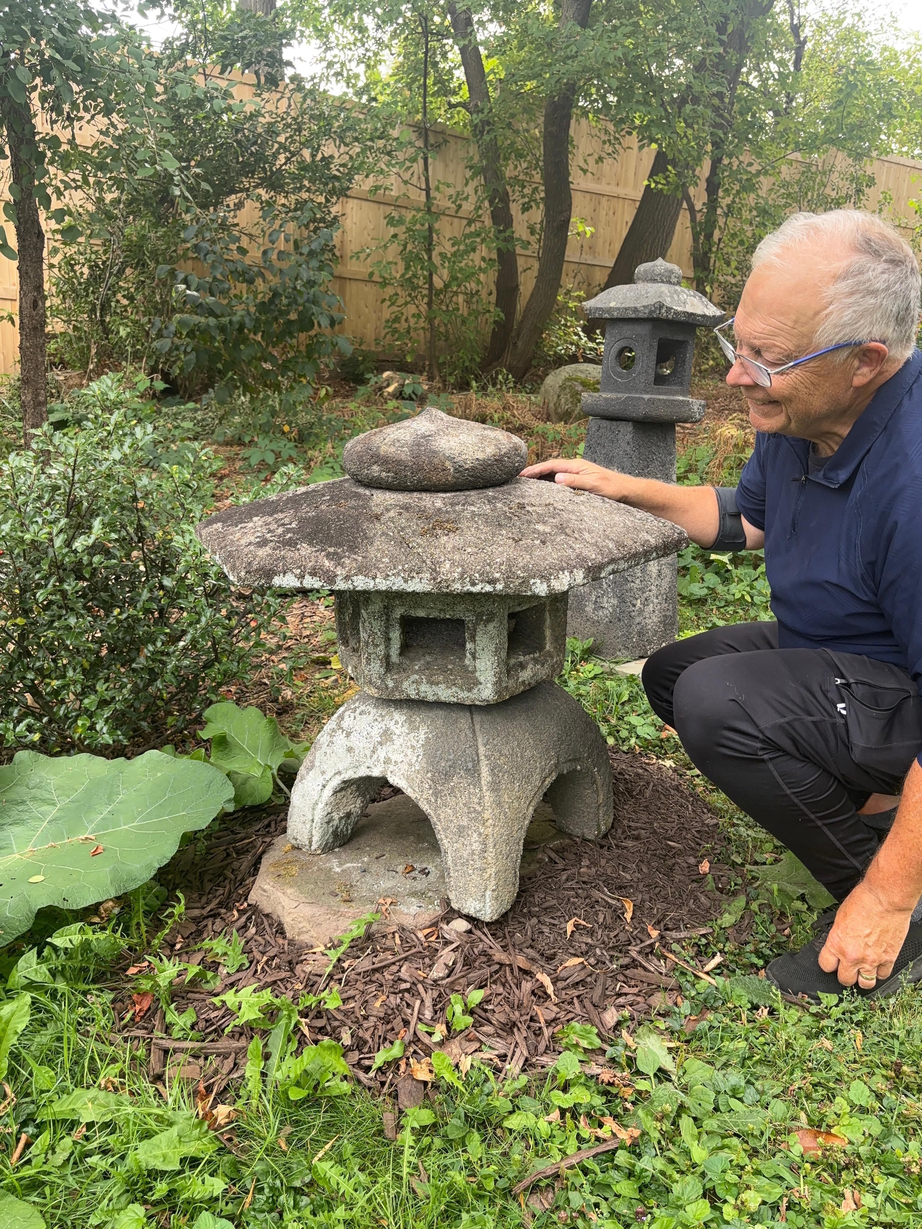 One of Rarest Yukimi stone lanterns in a classic style, Portable and Convenient Size 30