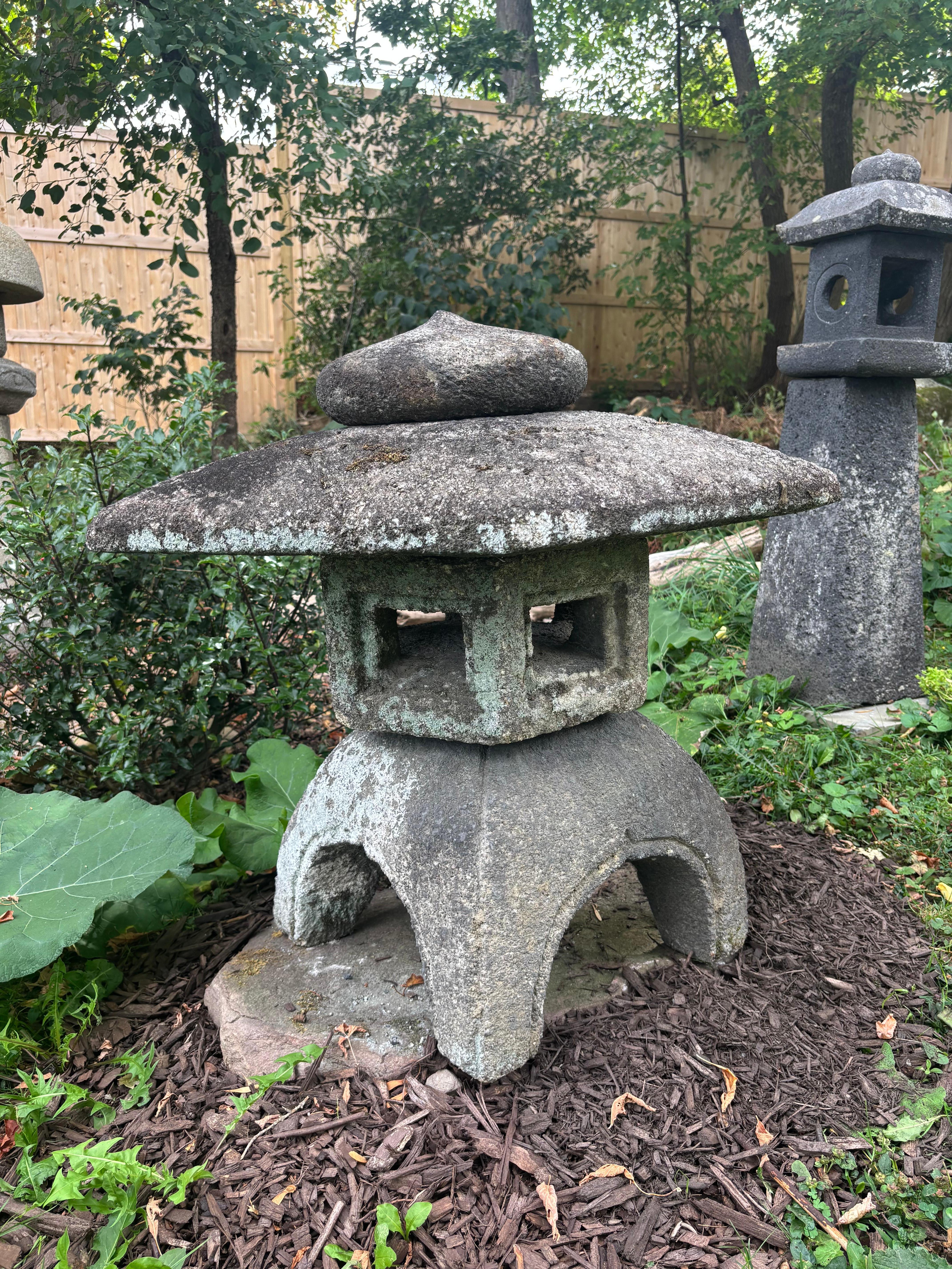 Japanese Japan Large Antique Stone Classic Yukimi Lantern Beautiful Lichen And Details For Sale