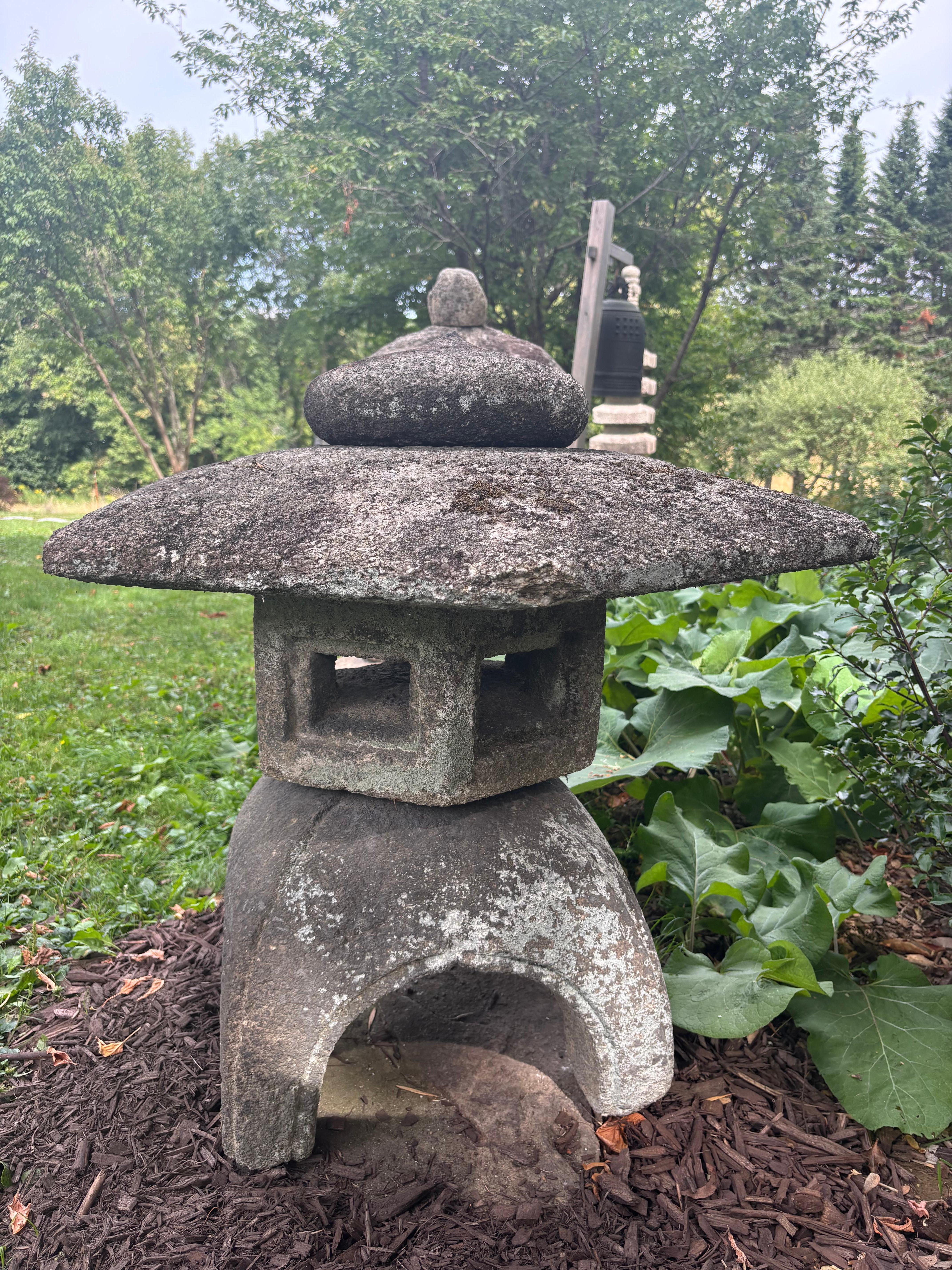 Japan Large Antique Stone Classic Yukimi Lantern Beautiful Lichen And Details For Sale 1