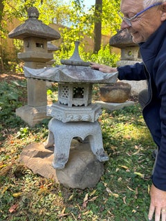 Japan Large Older Stone Classic Yukimi Lantern Beautiful Details, 33 Inches