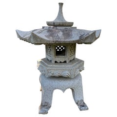 Japan Large Older Stone Classic Yukimi Lantern Beautiful Details, 33 Inches