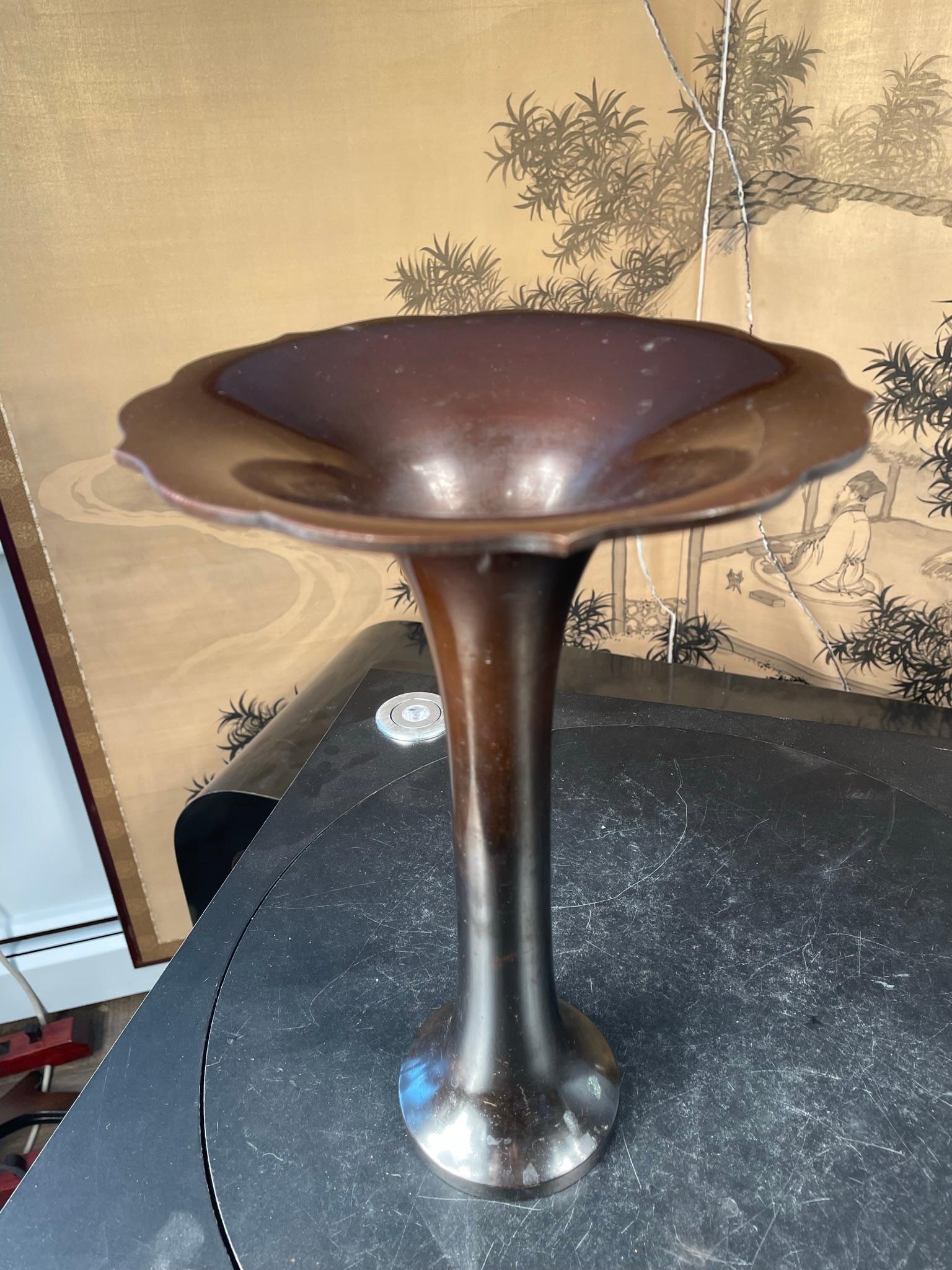 Cast Japan Large Pretty Bronze Flower Petal Vase, Signed Box For Sale