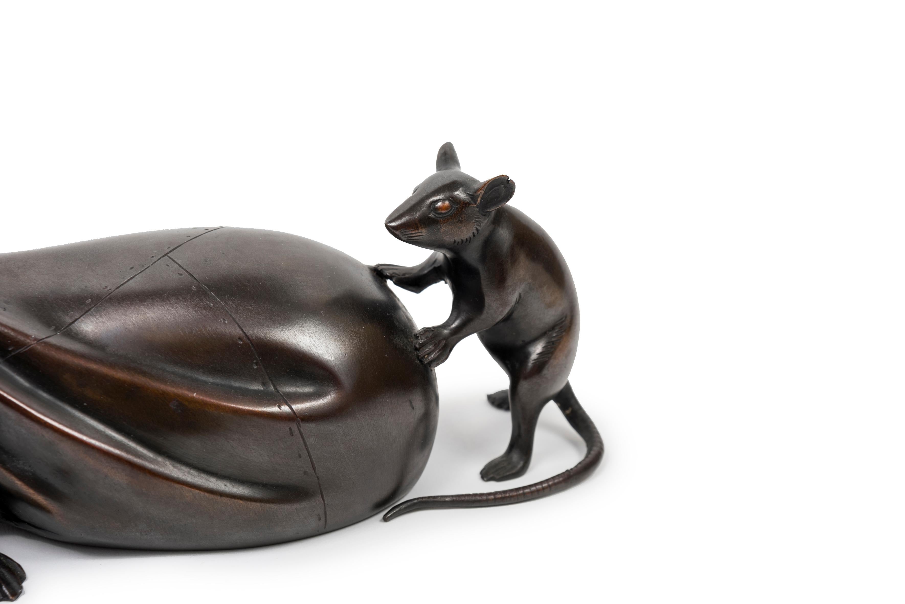 Japonisme Japan mice treasure bag Meiji For Sale