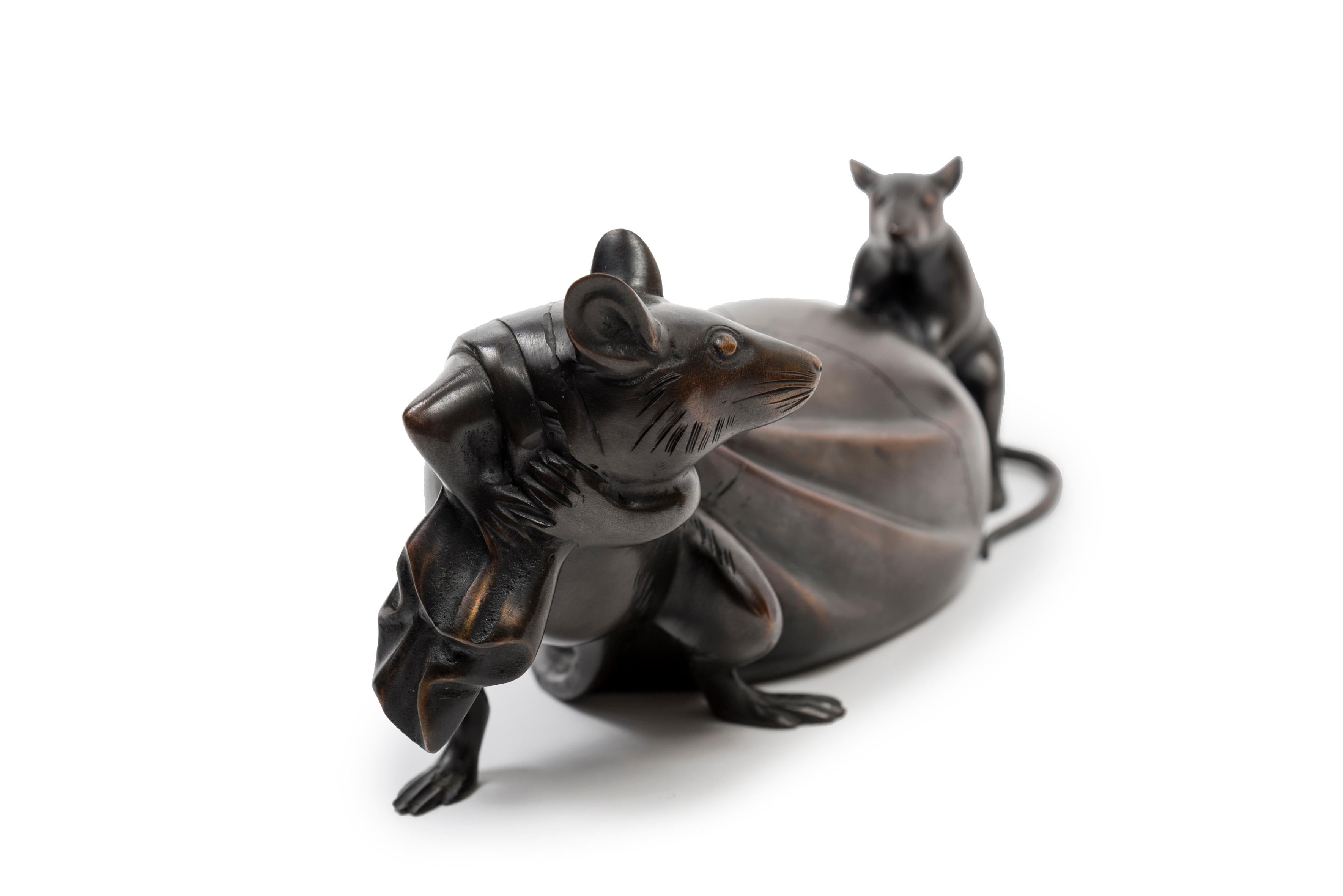 Bronze Japan mice treasure bag Meiji For Sale