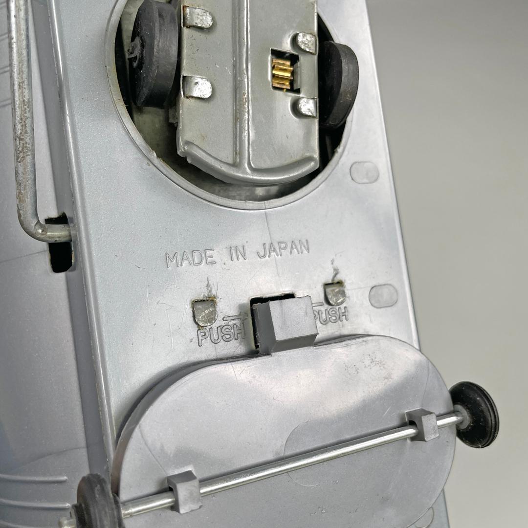 Giappone, metà del secolo scorso, astronave di latta Moon Traveler Apollo-z Nomura Toys, anni '60 10