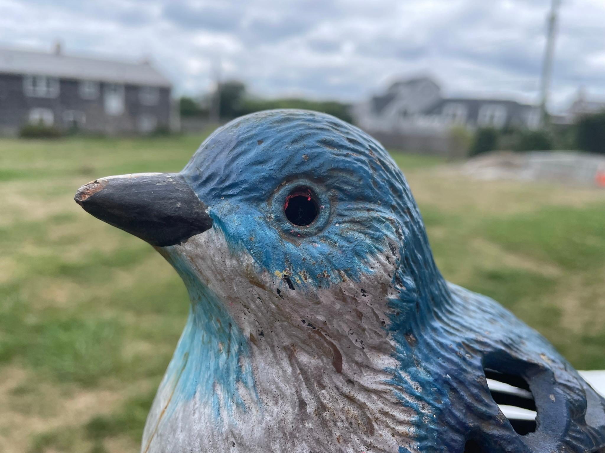 Japan Japanische alte blaue Vogel-Gartenlaterne mit lebhaftem blauen Handgemälde im Angebot 5