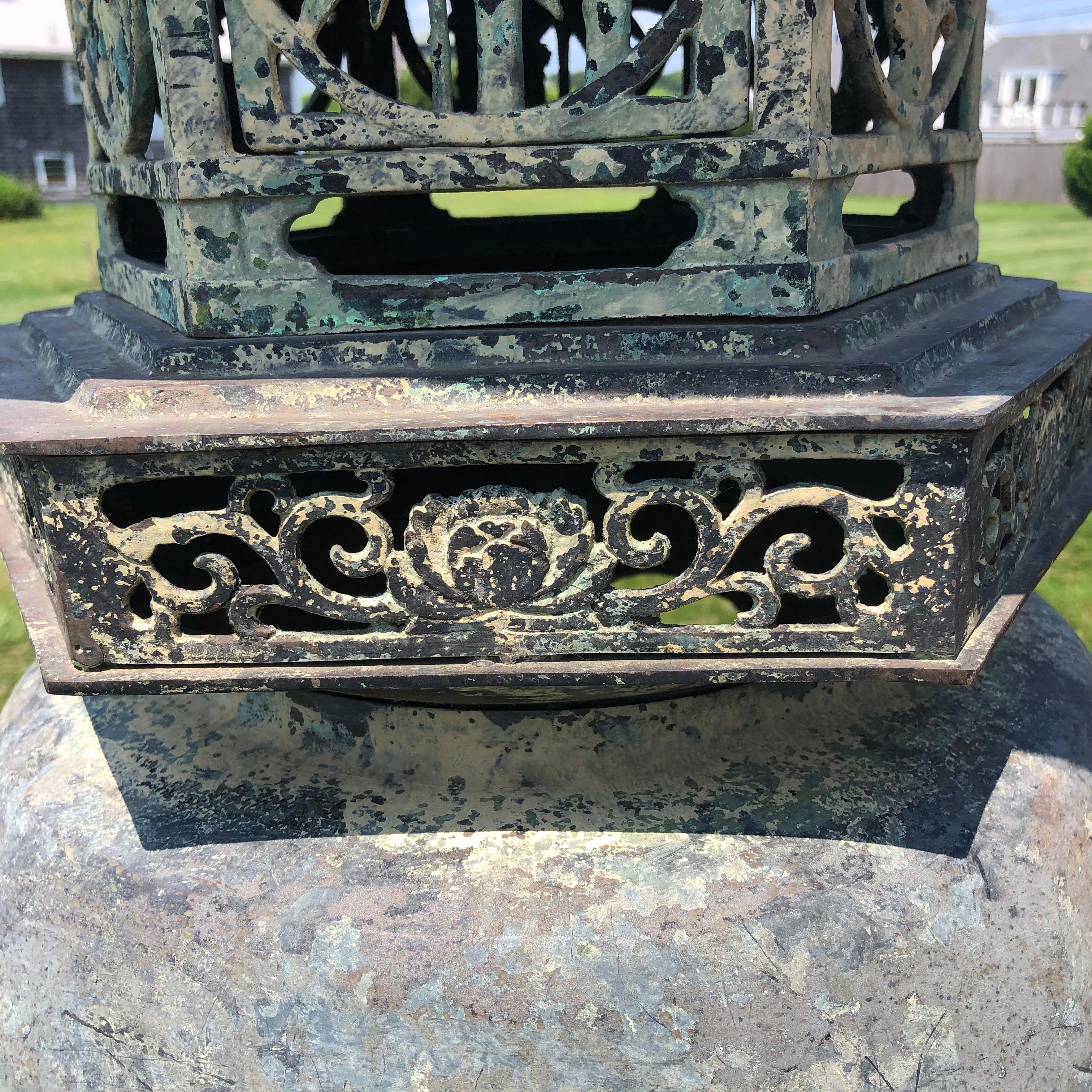 Japan Old Bronze Lantern with Exquisite Details 7