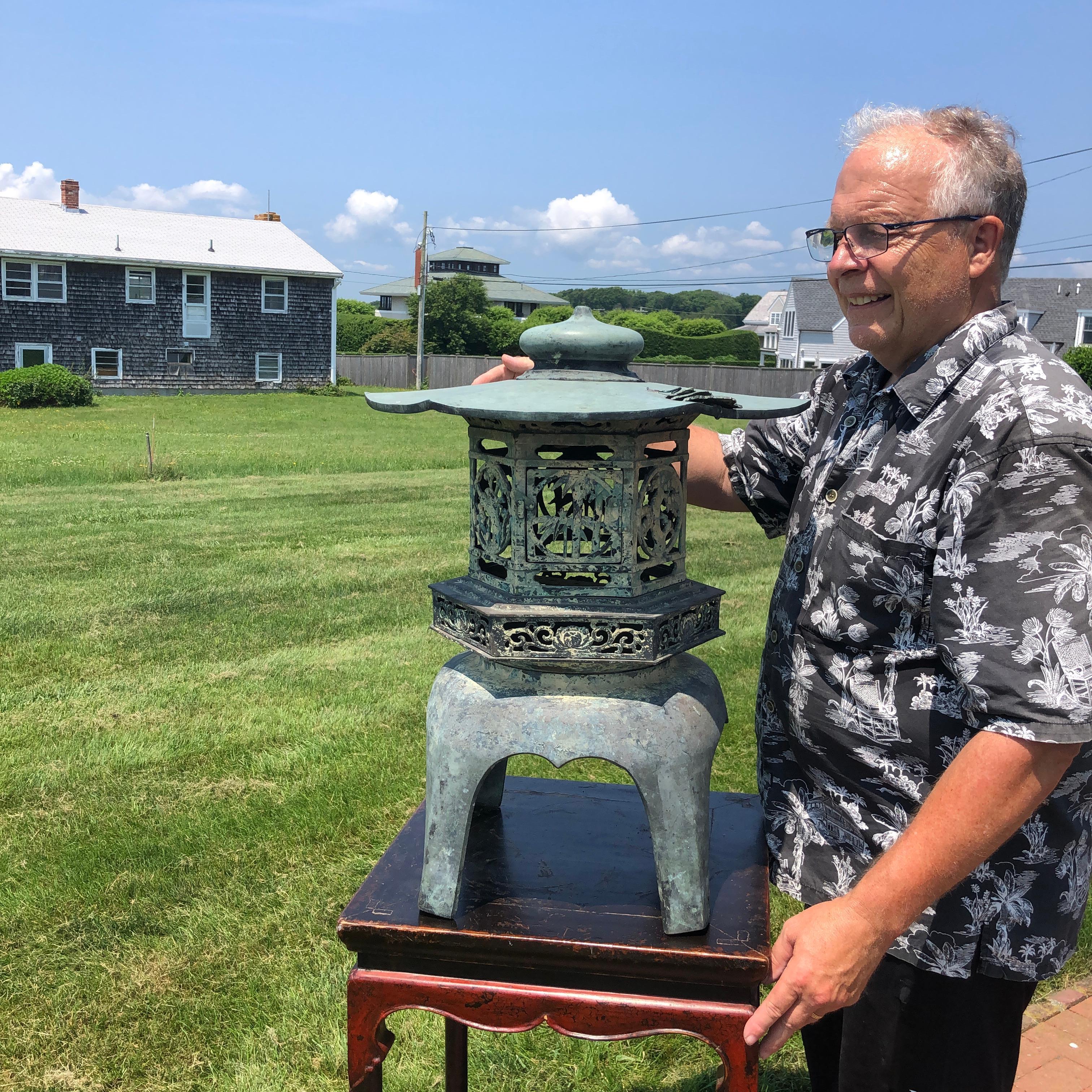 Showa Japan Old Bronze Lantern with Exquisite Details