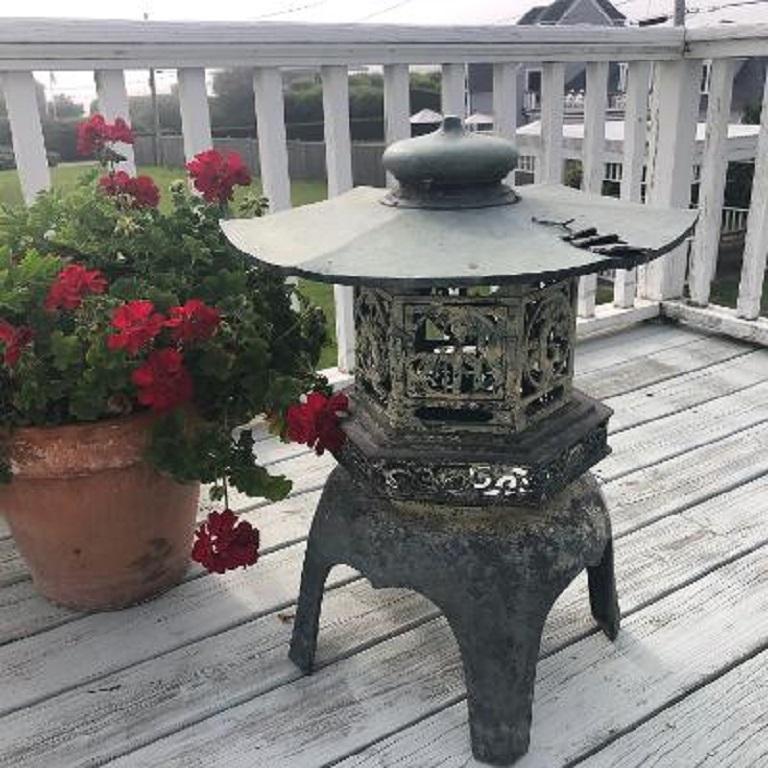 Japanese Japan Old Bronze Lantern with Exquisite Details