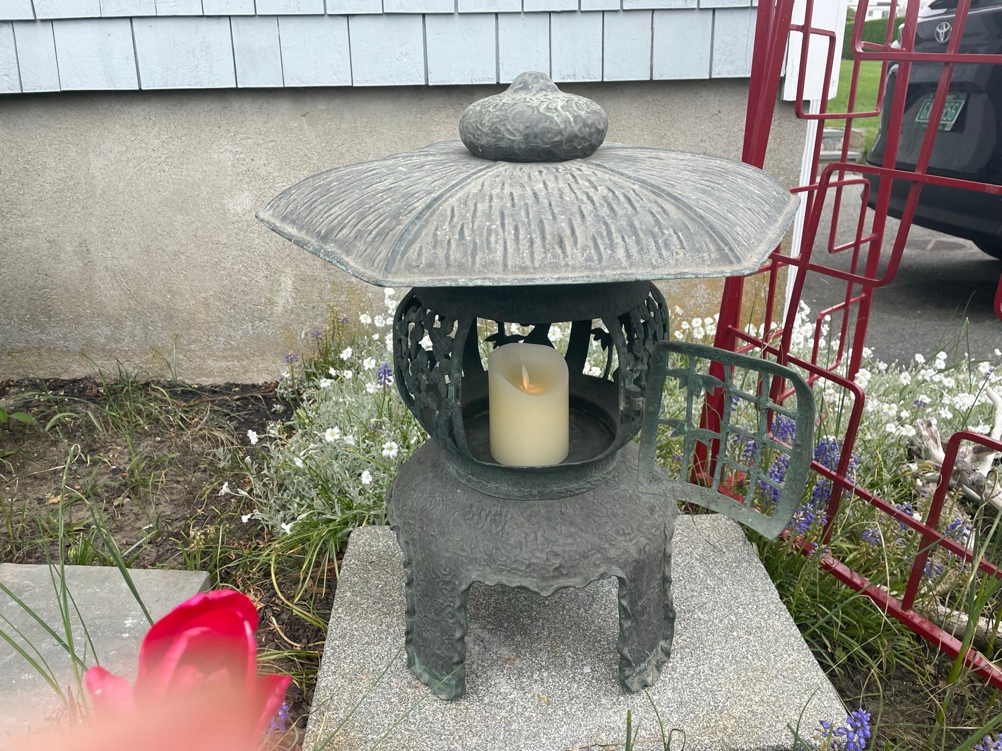 Japan Old Bronze Lantern with Exquisite Details 1