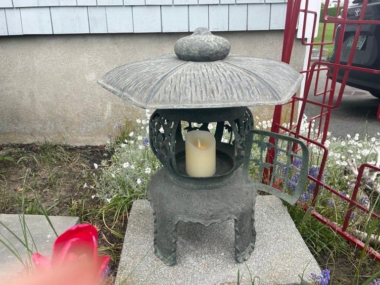 Japan Old Bronze Lantern with Exquisite Details For Sale 2