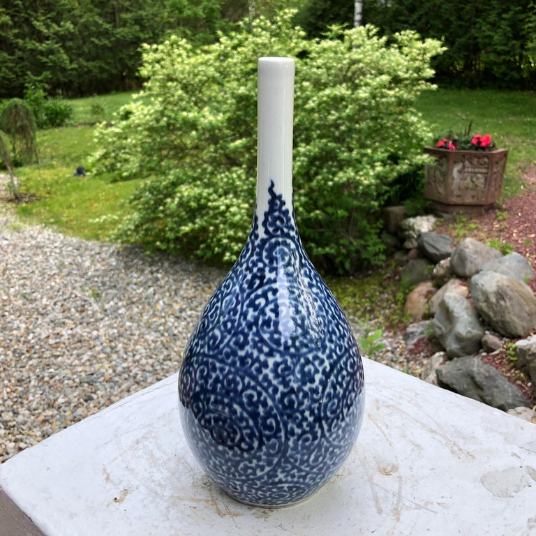 Japan Old Hand Painted Blue and White Karakusa Octopus Vine Flowers