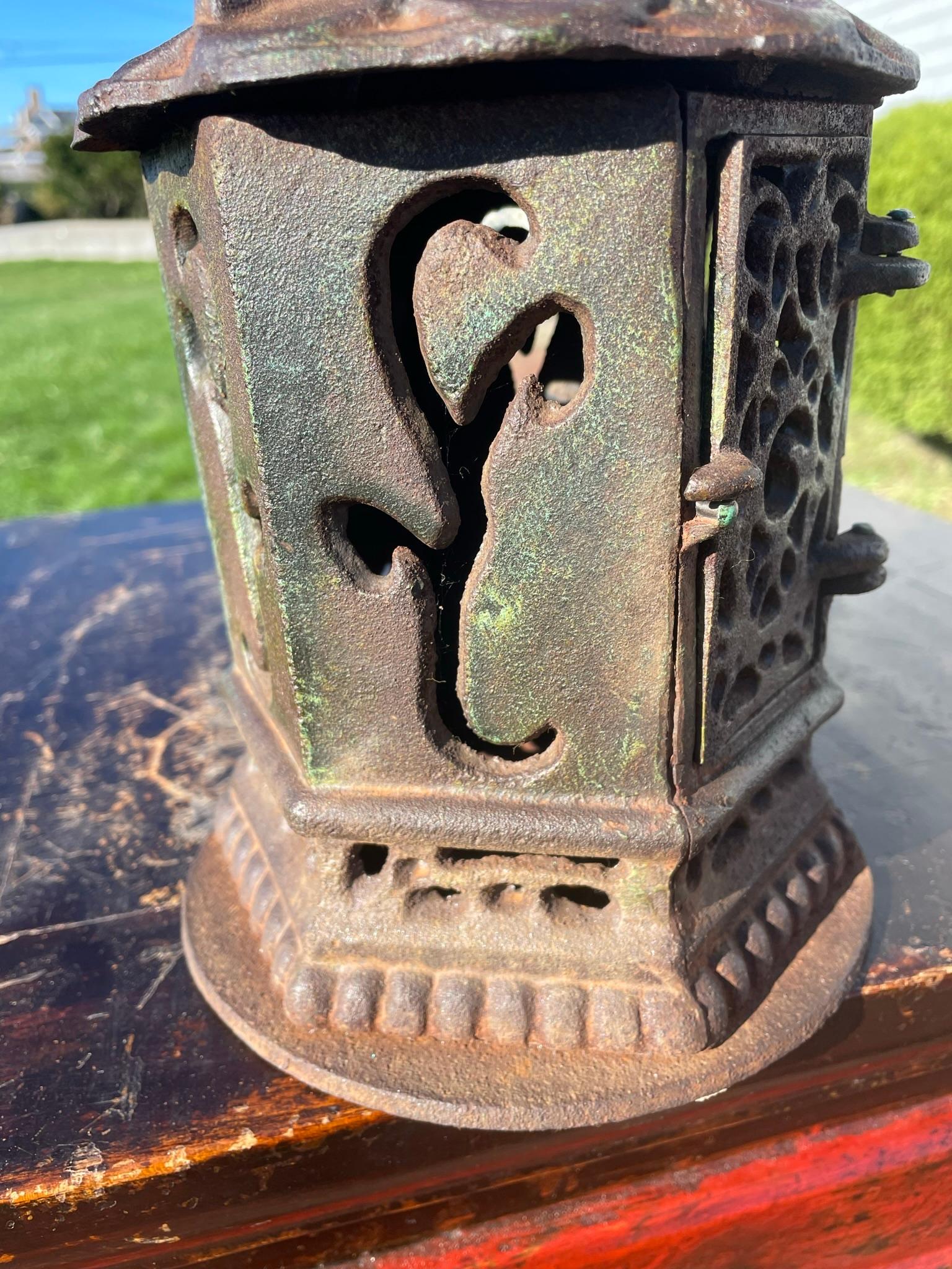 Japón Antiguo Farol Original Flor Ikebana Hierro en venta