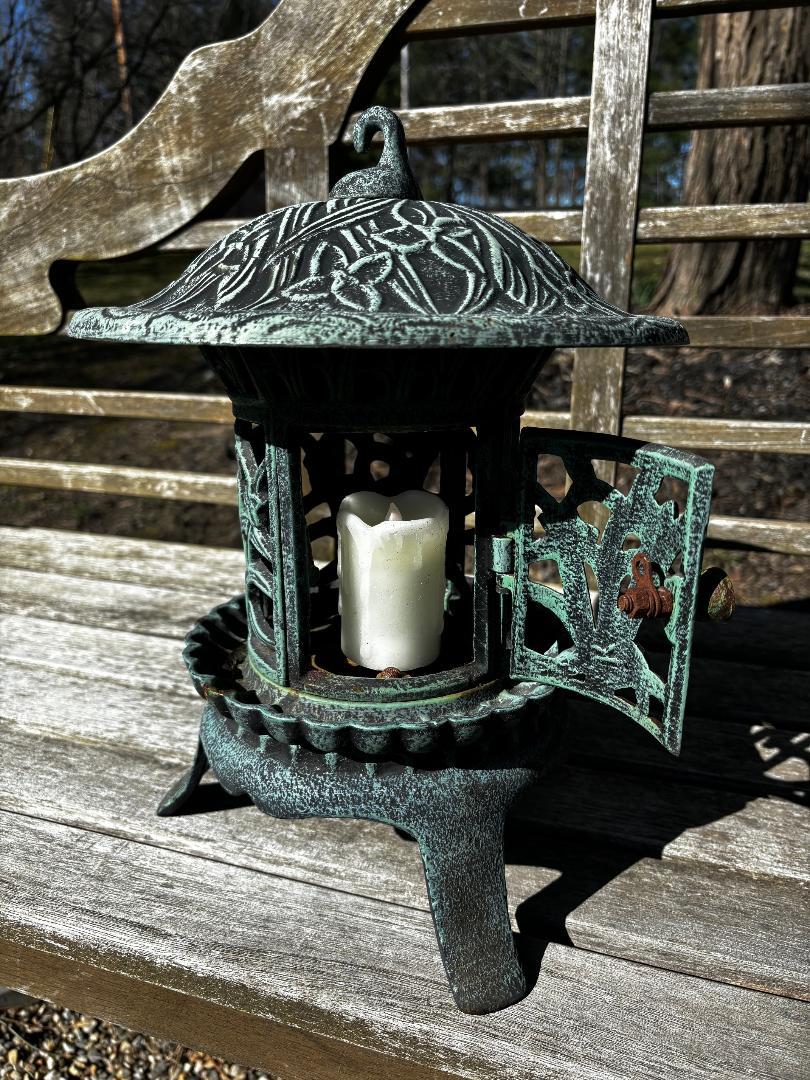 Iron Japan Pair Tall Beautiful Blue Garden Lanterns With  Lovely Iris Flowers For Sale