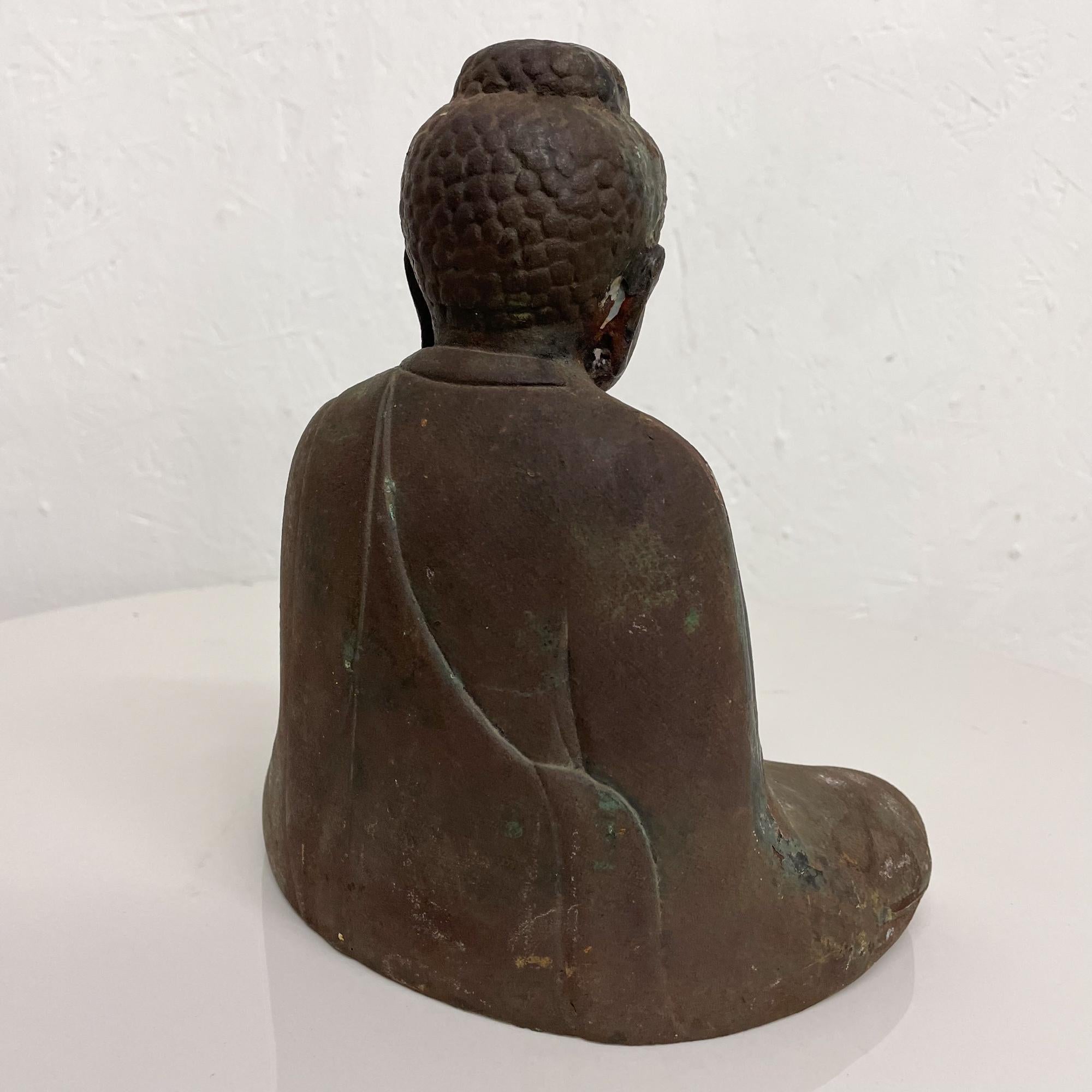 Japan Peaceful Buddha Statue in Patinated Iron Midcentury Meditation Art 1970s In Good Condition In Chula Vista, CA