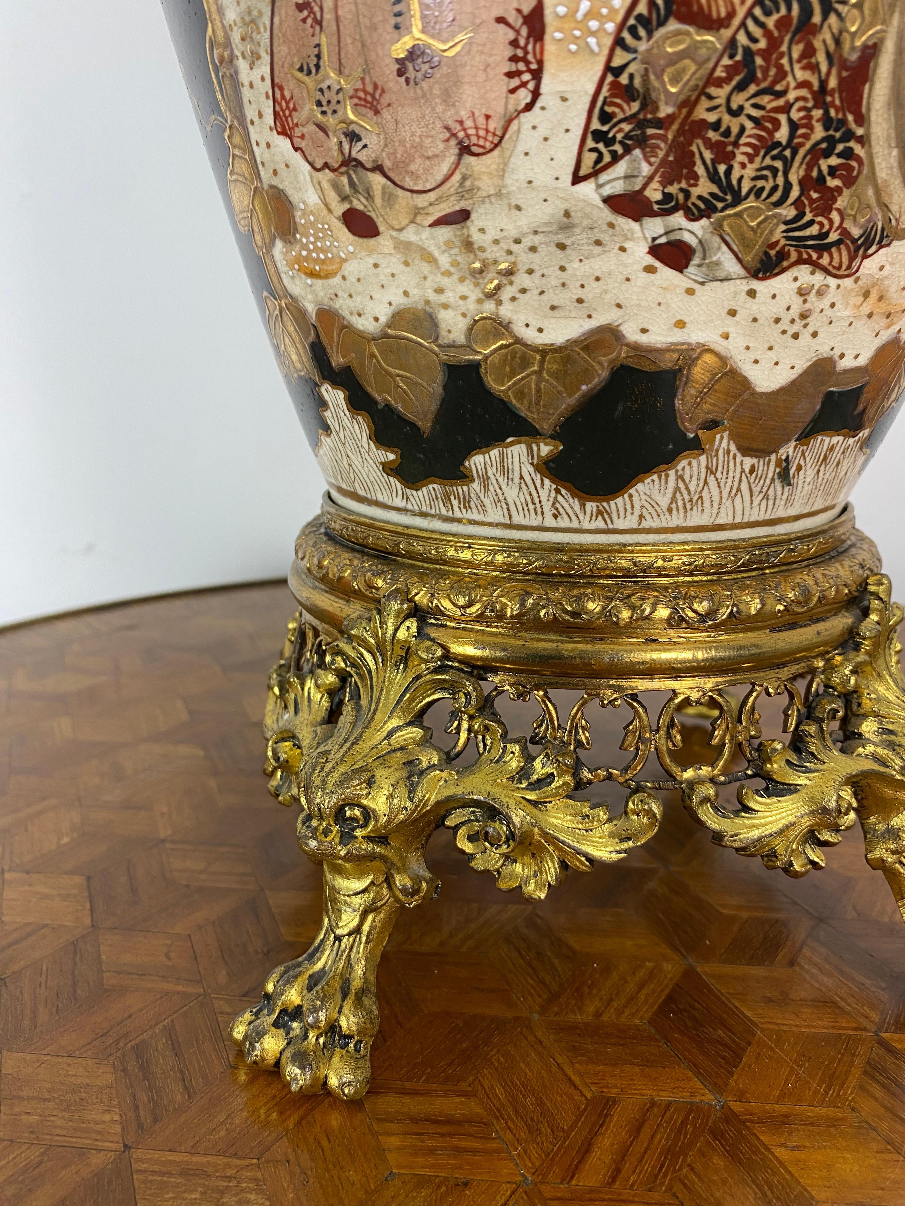Japan Satsuma Porcelain Vase and Golden Metal 19th Century For Sale 9