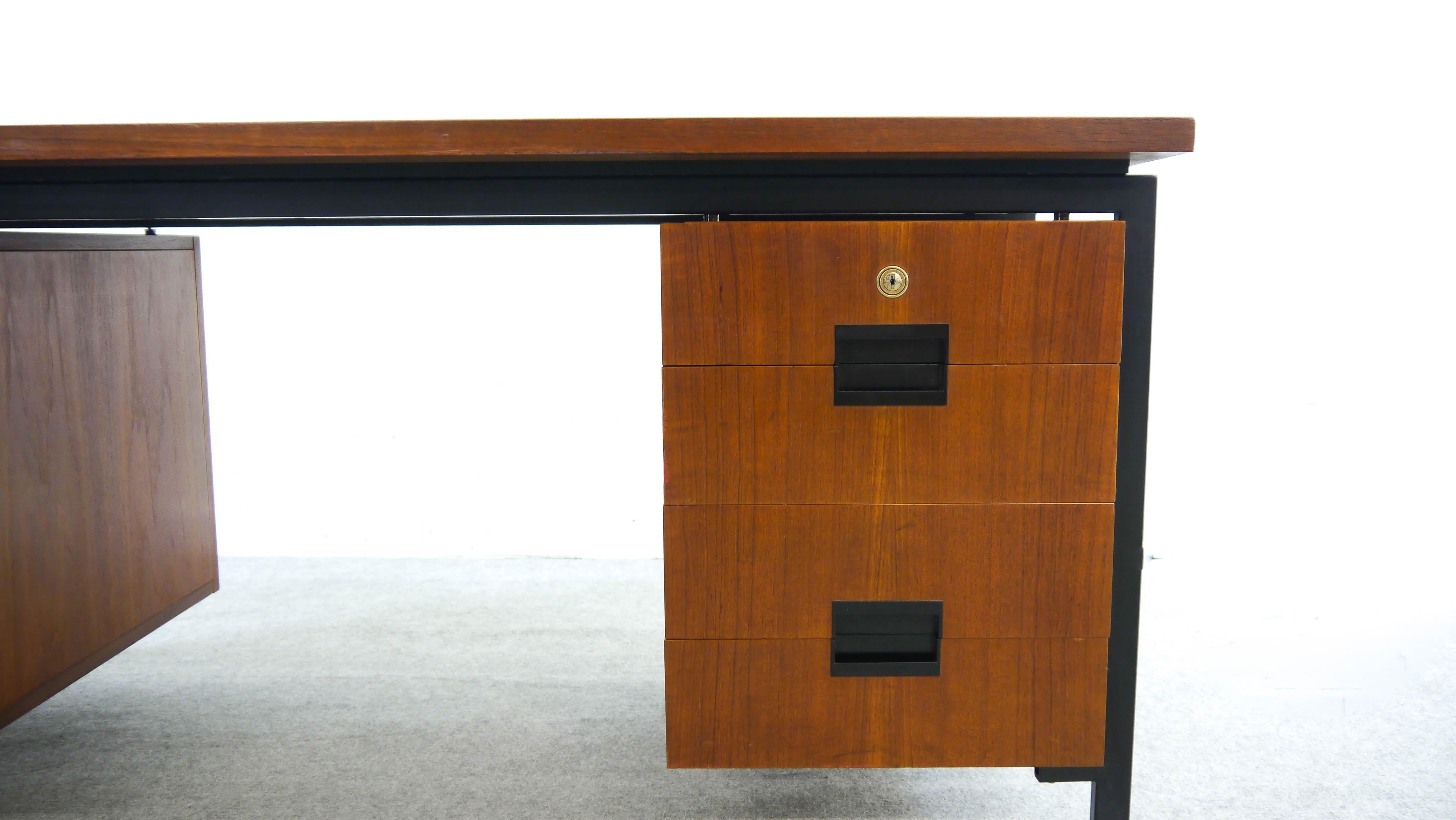 Mid-20th Century Japan Series Writing Desk EU02 in Teak by Cees Braakman for Pastoe, Netherlands For Sale