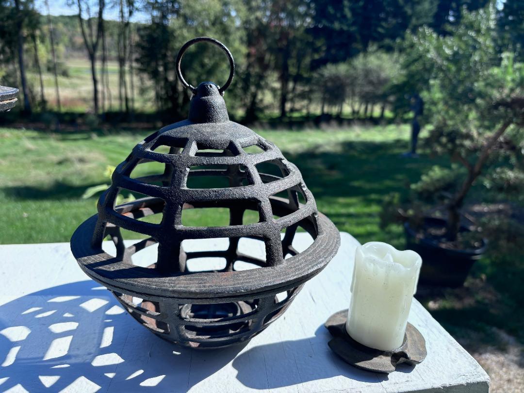 Japan Set Four Antique Orb Lanterns, rare find In Fair Condition In South Burlington, VT