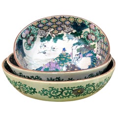 Japón Antiguo Juego de Tres Cuencos de Jardín Pintados a Mano de Color Brillante, 1910
